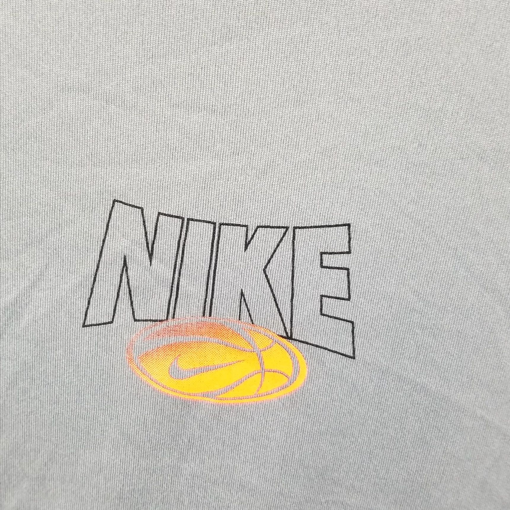 Nike Nike Shirt Adult Medium Gray Dri-FIT Basketball Graphic Tee HF6211-065 Mens Size US M / EU 48-50 / 2 - 3 Thumbnail
