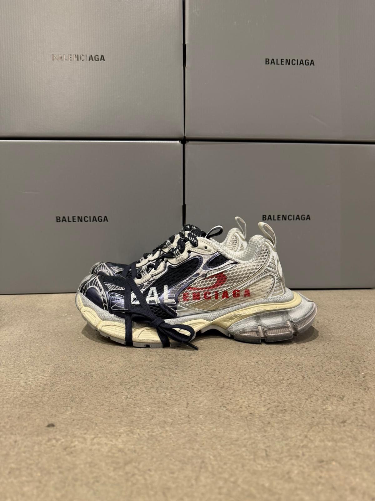 Balenciaga BALENCIAGA 3XL Logo Sneaker Eggshell Size US 6 / EU 39 - 2 Thumbnail