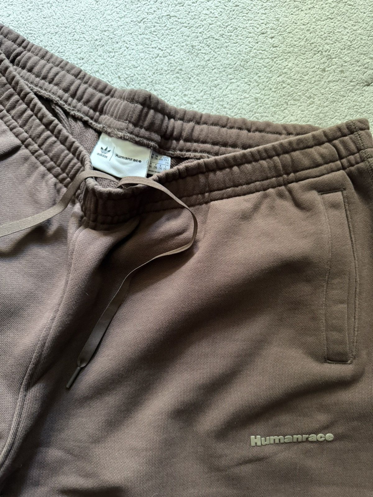 Adidas × Pharrell ADIDAS X HUMANRACE Brown sweatpants Size US 38 / EU 54 - 2 Thumbnail