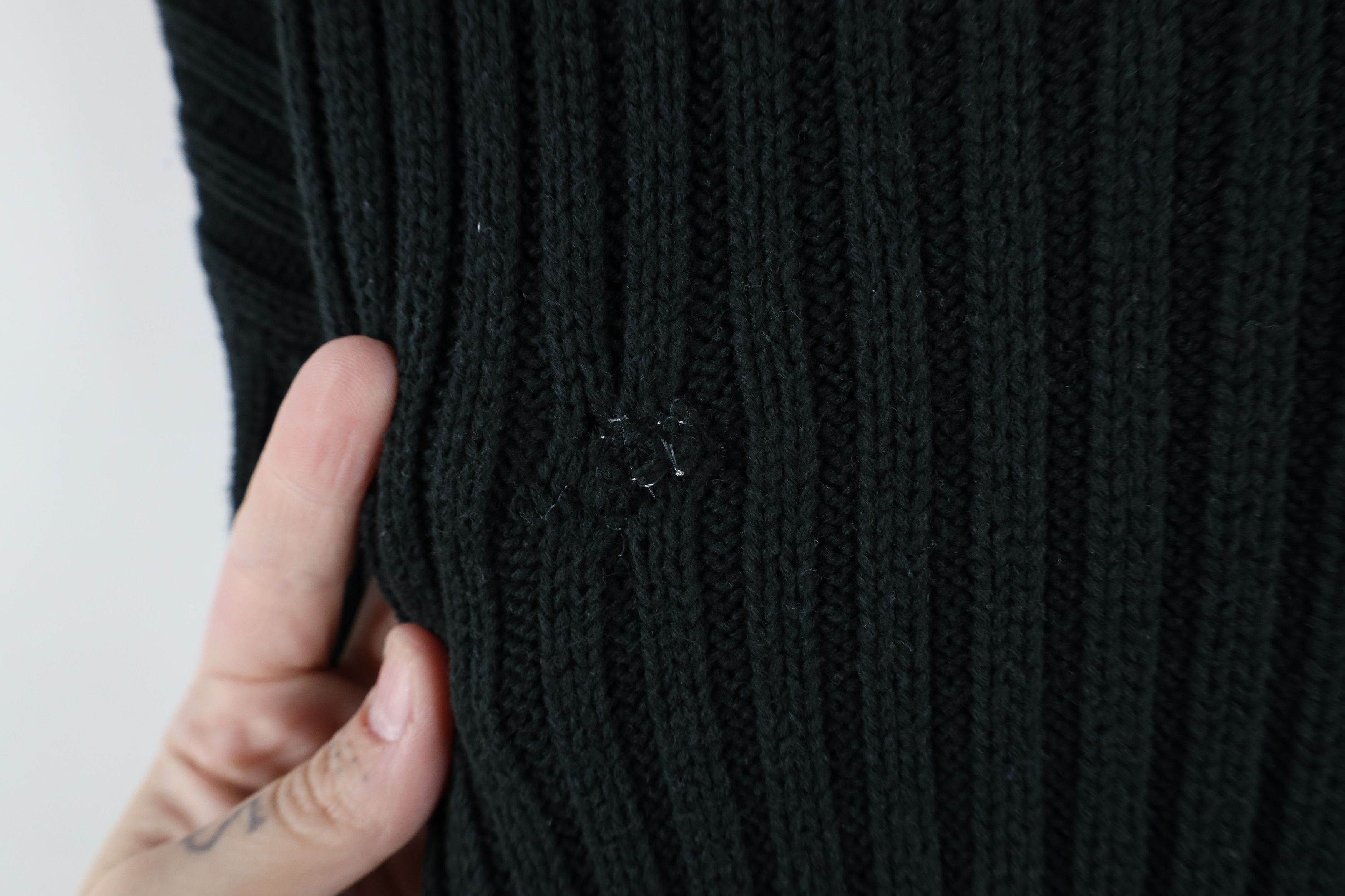Vintage Vintage 90s Streetwear Chunky Ribbed Knit Sweater Black Size US L / EU 52-54 / 3 - 8 Thumbnail