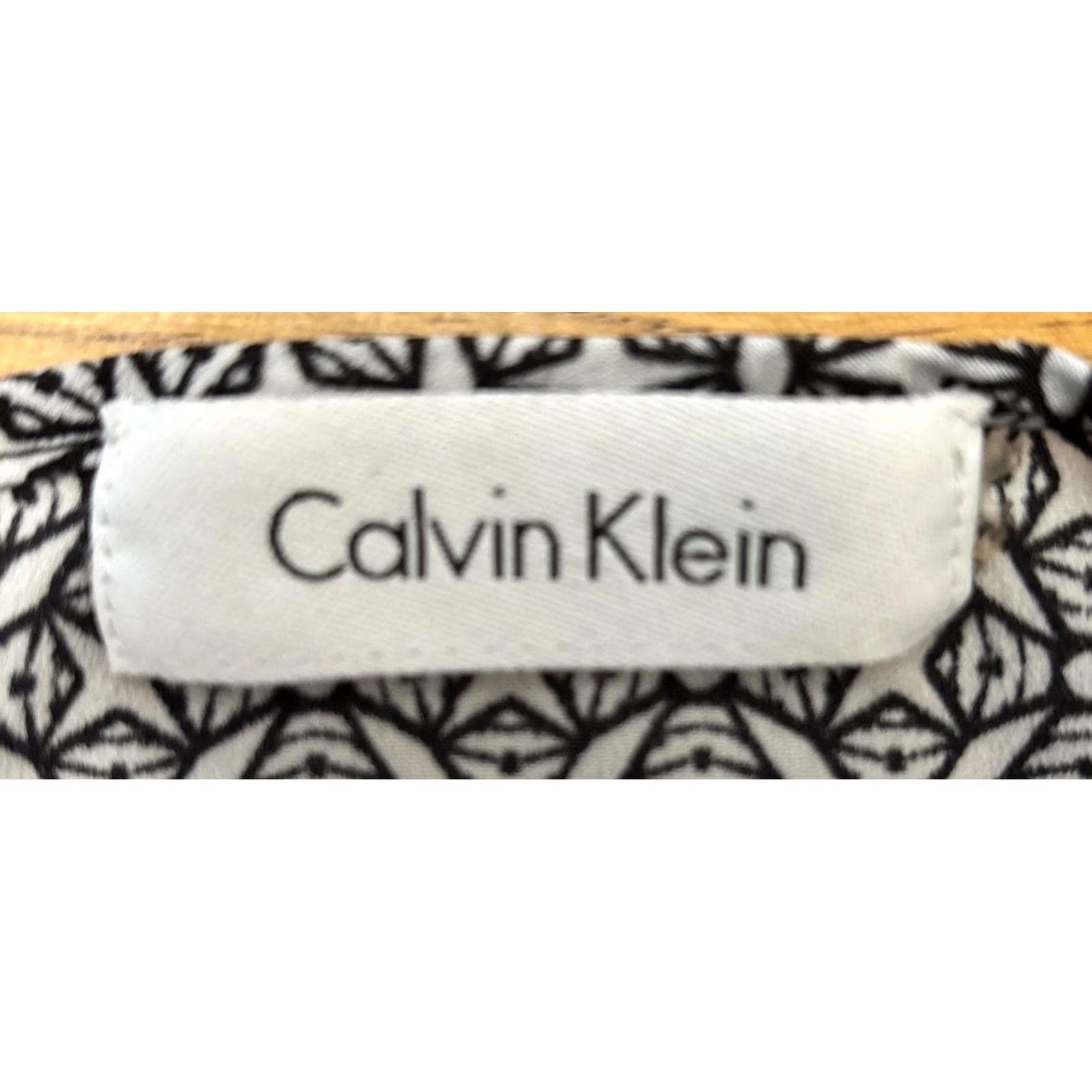 Calvin Klein Calvin Klein Tank Top Black White geometric print Sleeveless Round Neck Pullover Casual Party/Cocktail Travel Woman M Black Calvin Klein Tank Top SS23 Size M / US 6-8 / IT 42-44 - 5 Thumbnail