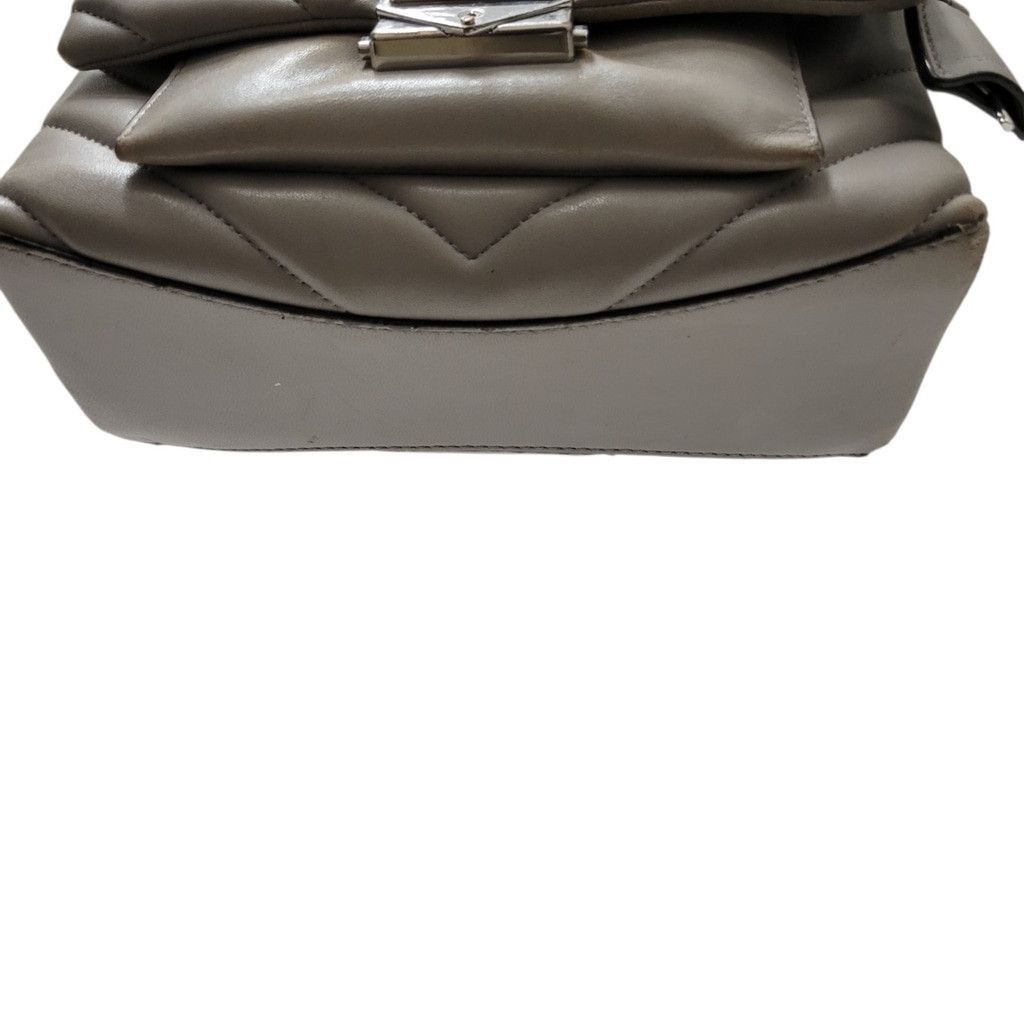 Michael Kors Michael Kors Cece Medium Quilted Leather Convertible Gray Size ONE SIZE - 5 Thumbnail