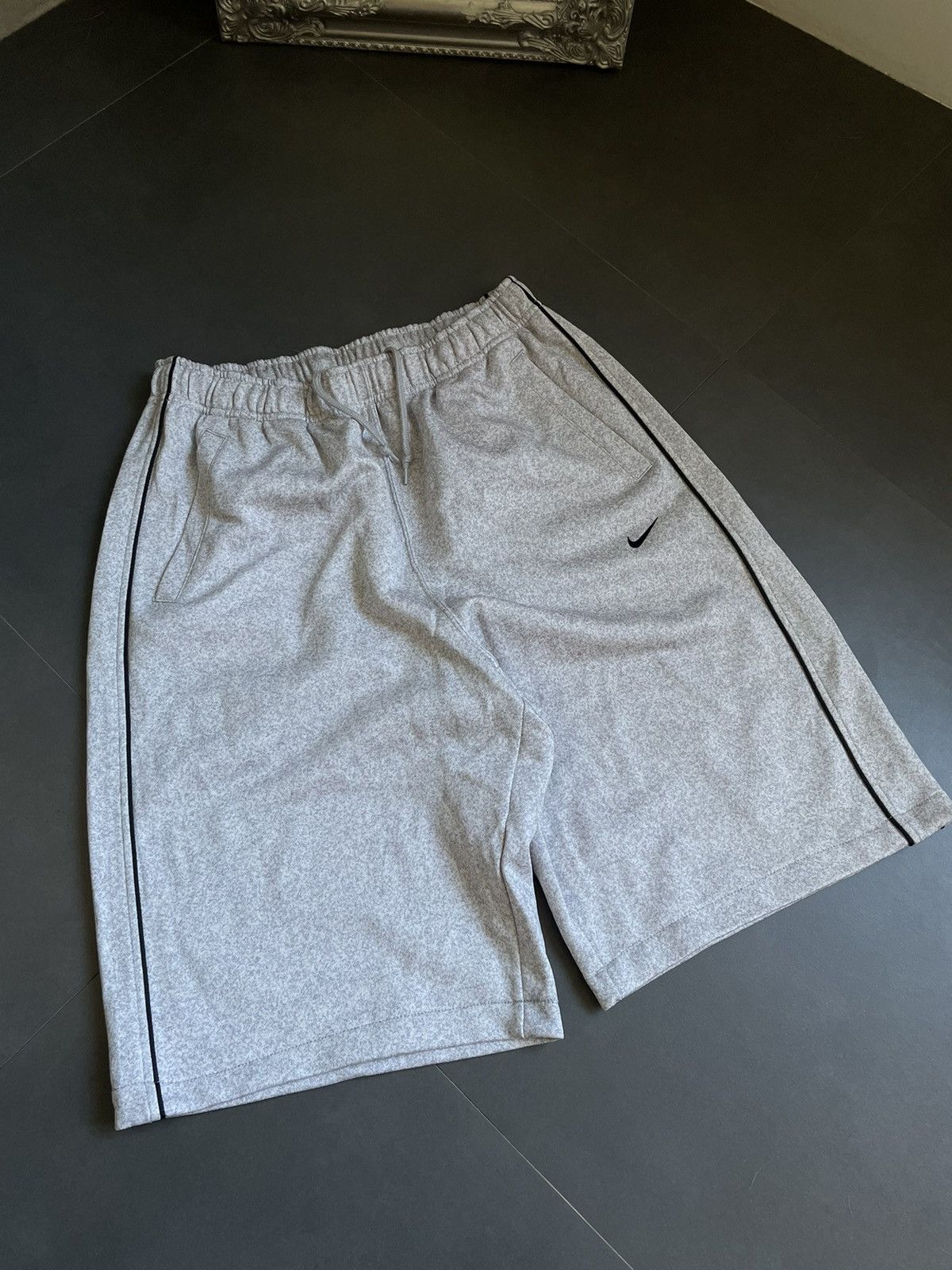 Nike RARE Vintage 90s Nike Made In Japan Swoosh Shorts Sz XL Y2k Size US 32 / EU 48 - 5 Thumbnail