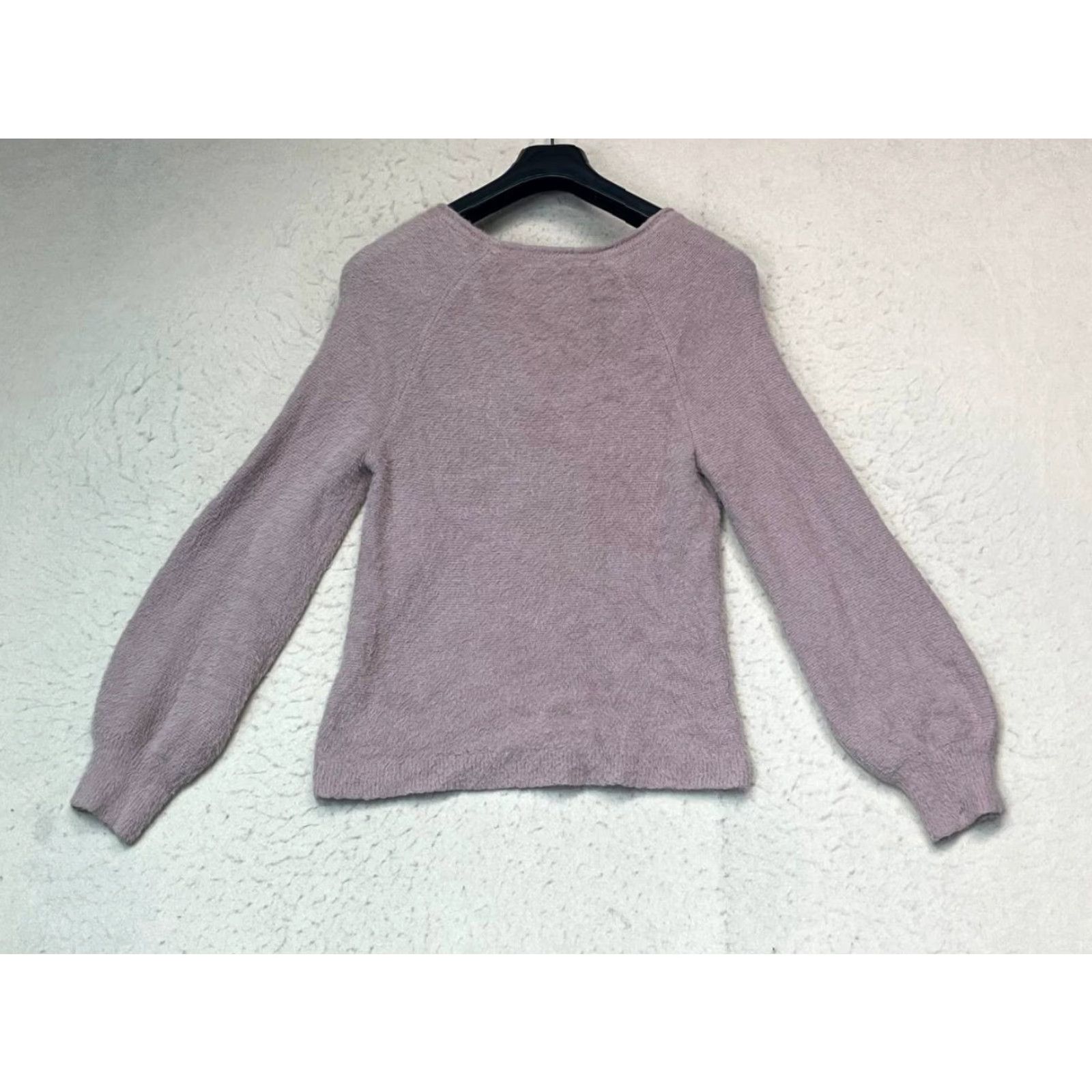 Abercrombie & Fitch Abercrombie & Fitch Pink Soft V-Neck Sweater Shirt Women Size Small Size S / US 4 / IT 40 - 2 Thumbnail