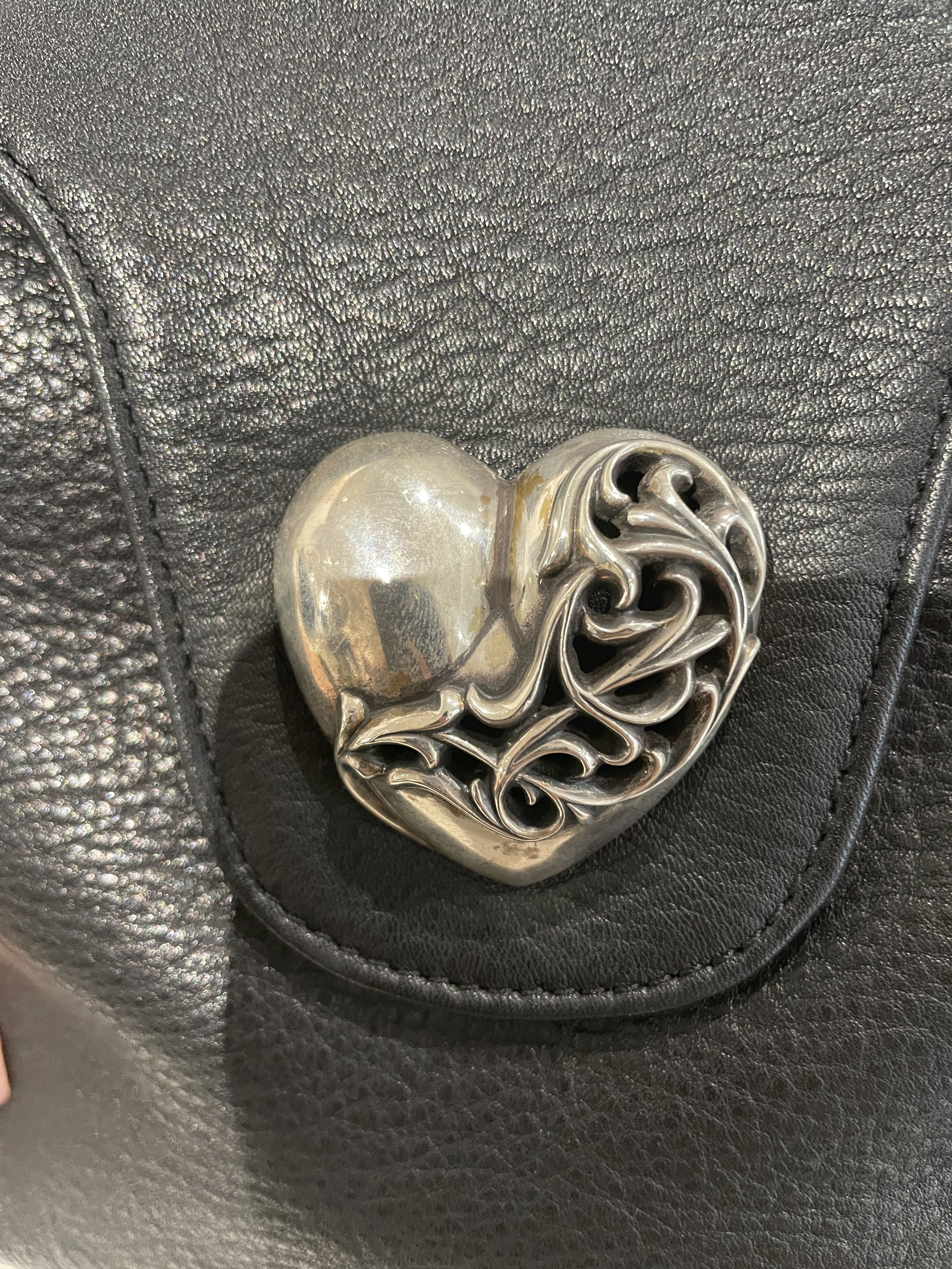 Chrome Hearts Chrome Hearts Heart Vine Leather Shoulder Bag Size ONE SIZE - 5 Thumbnail