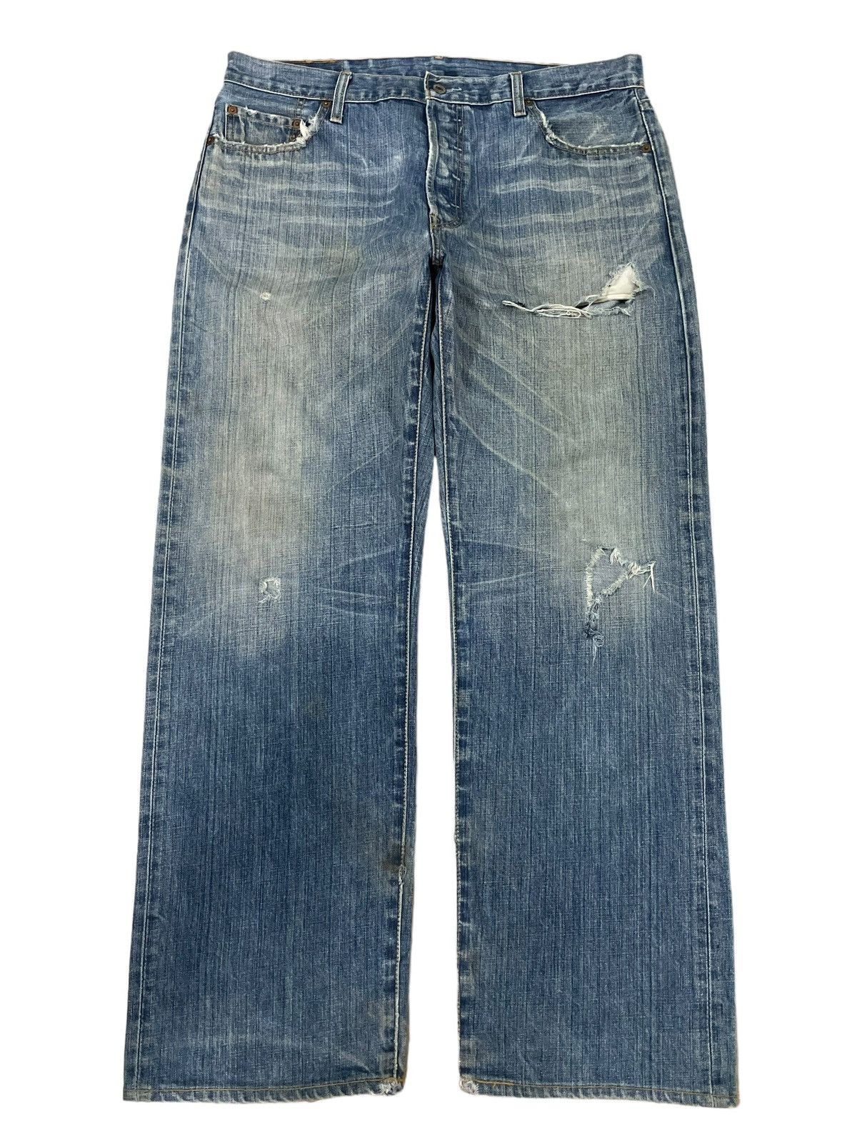Levi's Vintage Clothing Vintage 90s Levi’s 501 Ripped Fade Wash Straight Loose Jeans Size US 36 / EU 52 - 1 Thumbnail