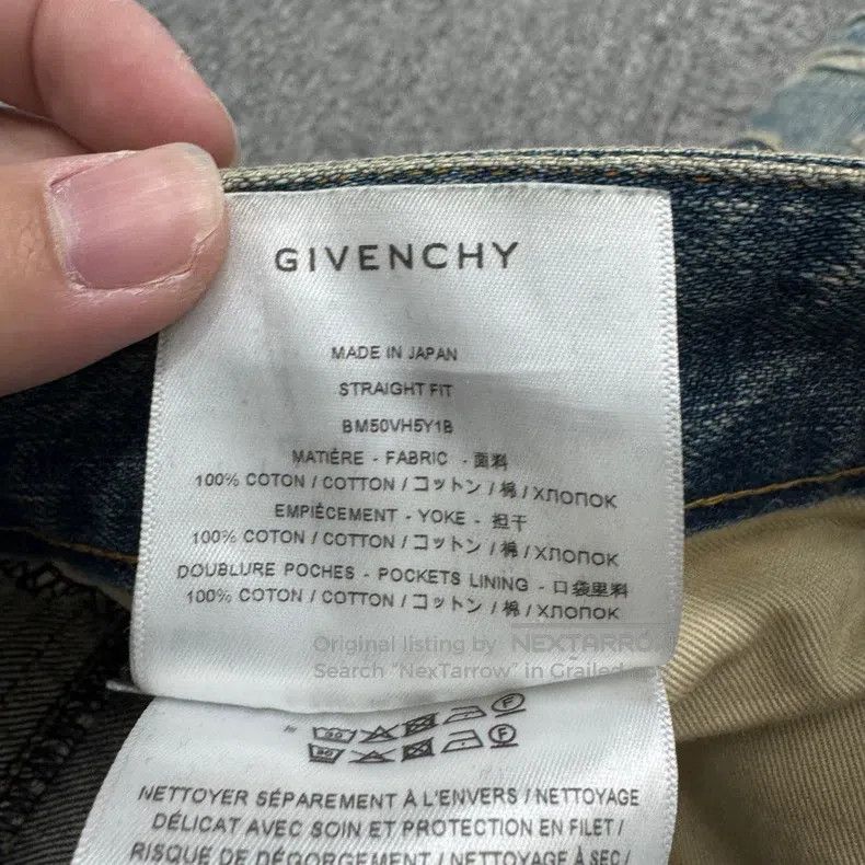 Givenchy Givenchy Size 32 Distressed denim jeans Size: 3 Size US 29 - 4 Thumbnail