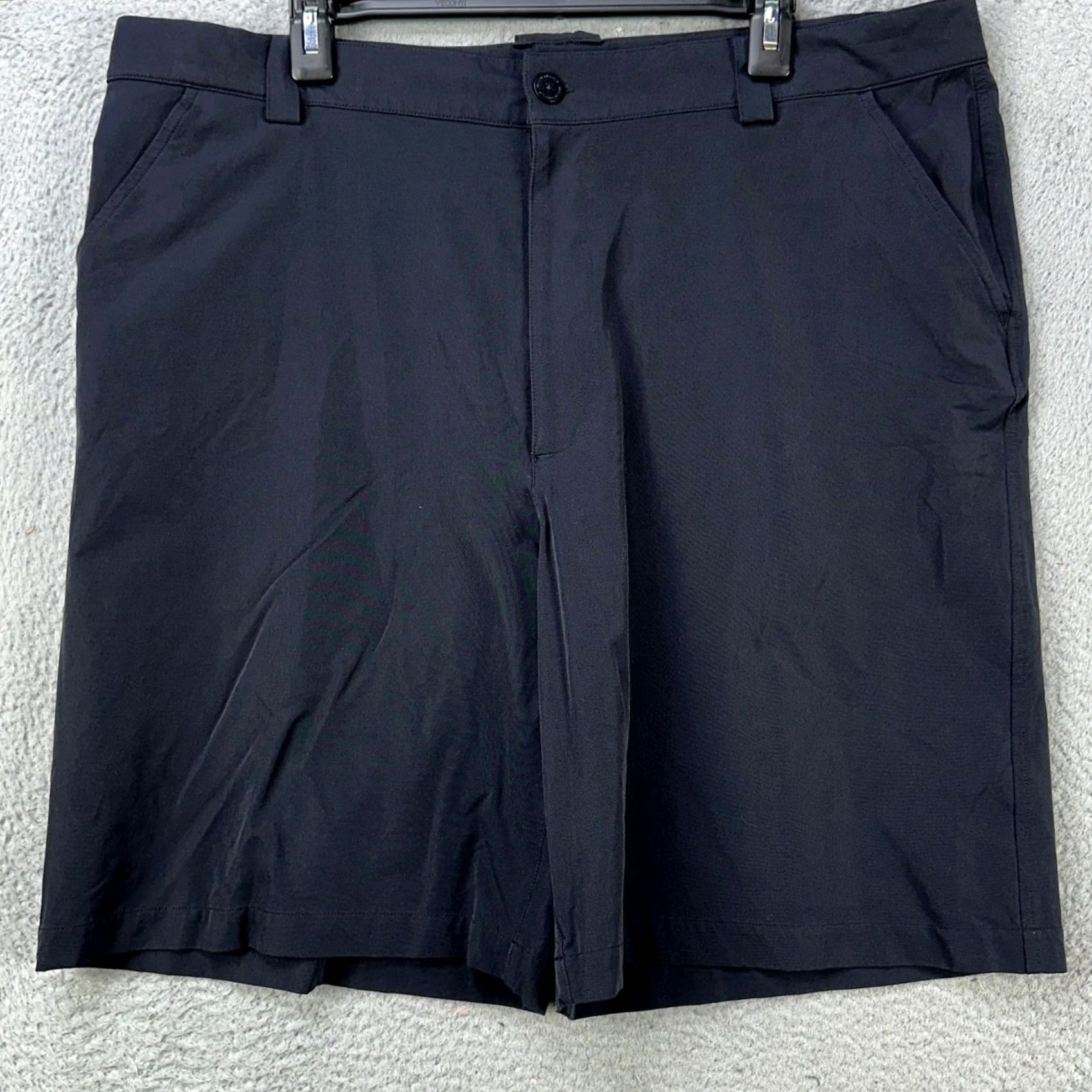 Under Armour Under Armour Performance Nylon Blend Shorts Hiking Men 40R Black Stretch Outdoor Casual Mens 40in Inseam 9in Size US 40 / EU 56 - 2 Thumbnail