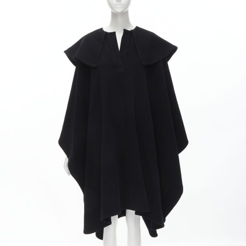 Comme des Garcons COMME DES GARCONS Vintage 1980s black wool wide ruffle collar circle poncho cape Size M / US 6-8 / IT 42-44 - 1 Thumbnail