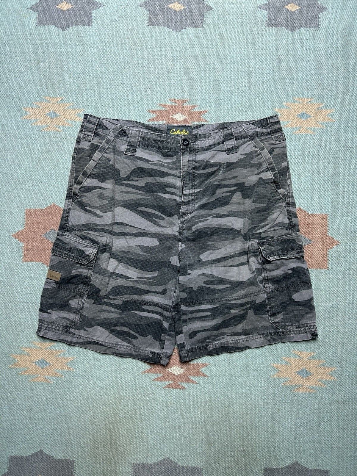 Cabelas Cabelas camo cargo shorts cotton ripstop camouflage baggy 36 Size US 36 / EU 52 - 1 Thumbnail