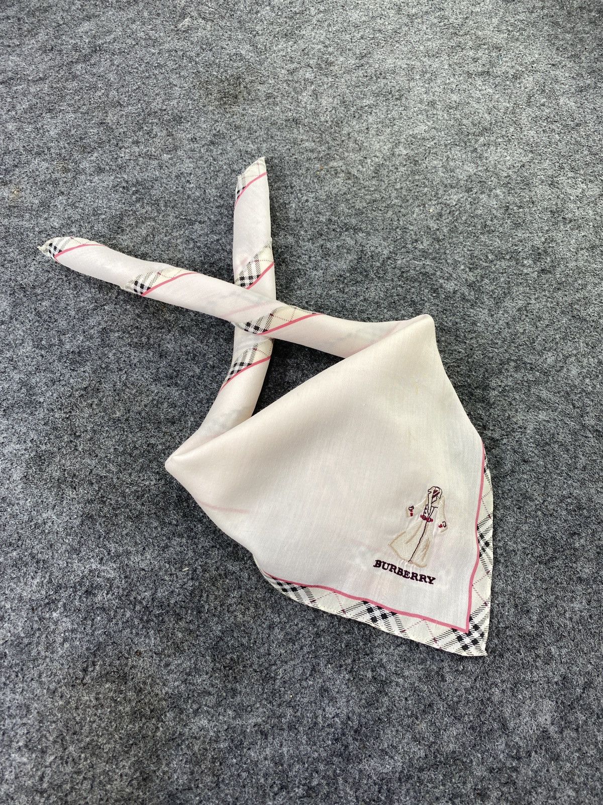 Burberry × Vintage Burberry Handkerchief / Bandana / Neckerchief-B467 Size ONE SIZE - 1 Thumbnail