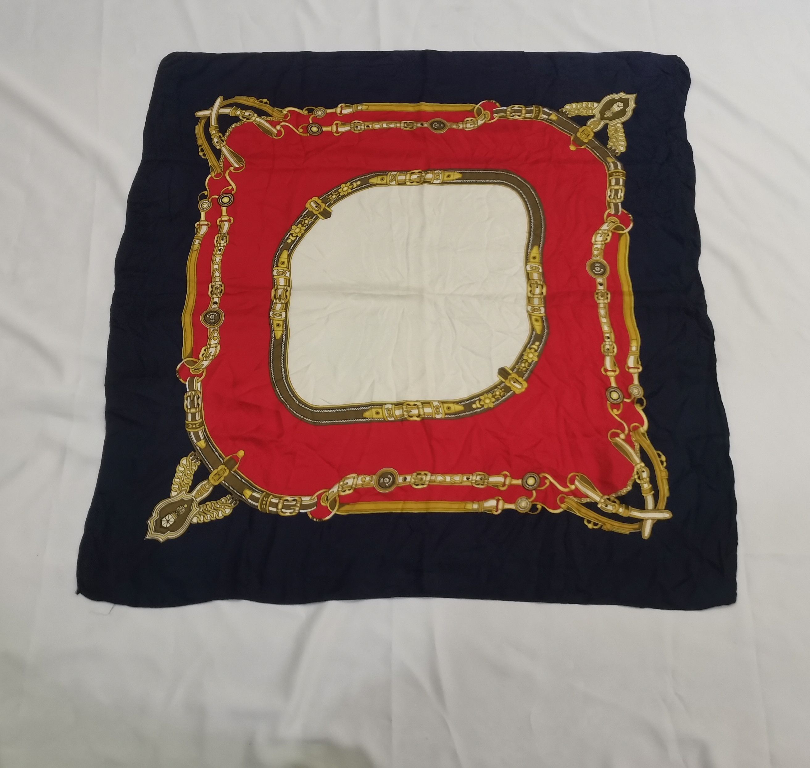 Vintage Rare vintage luxury design scarves Size ONE SIZE - 1 Thumbnail