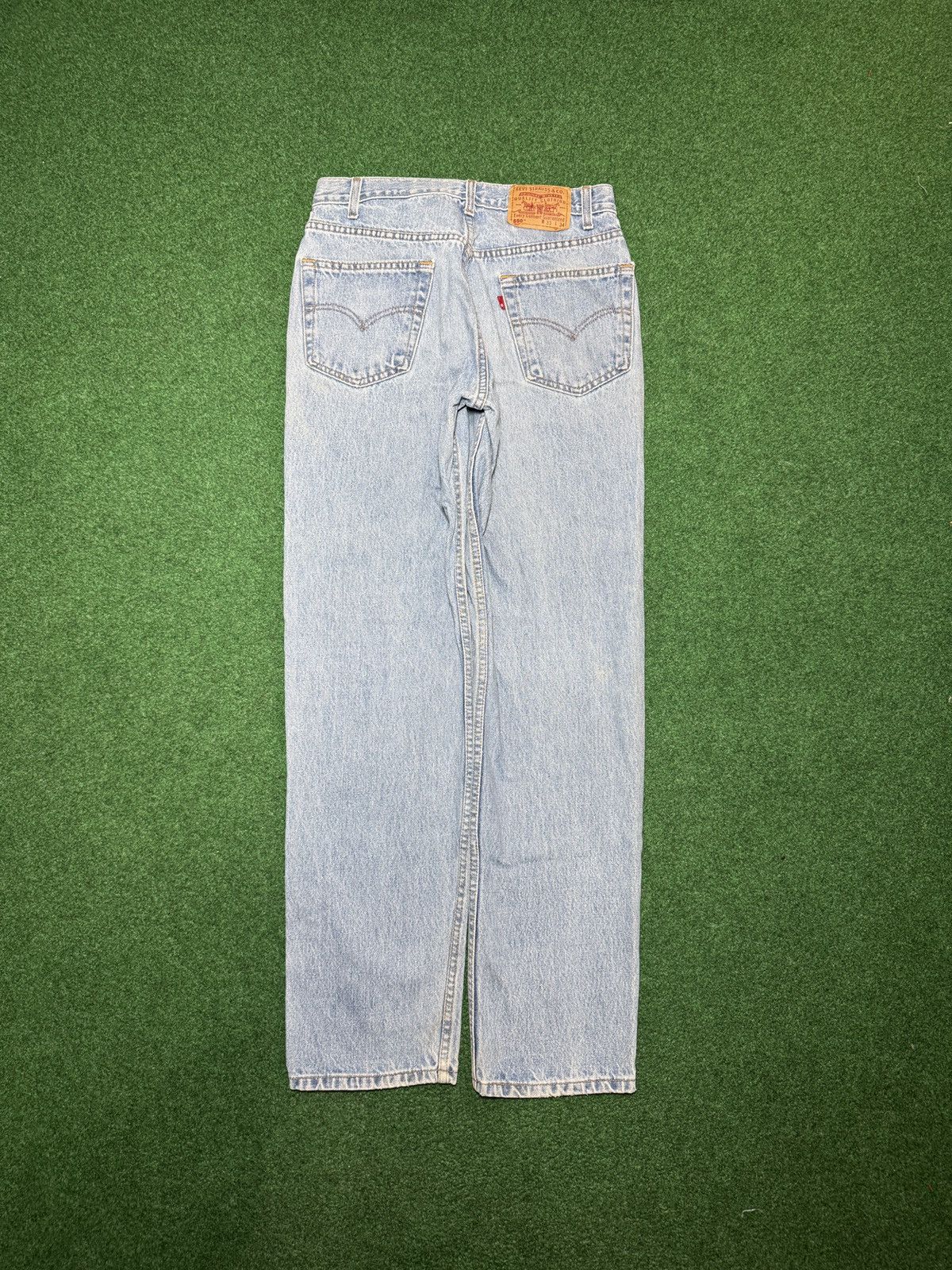 Levi's Vintage Clothing Vintage Levi’s 550 Relaxed Light Wash 32x34 Grunge Jeans Size US 32 / EU 48 - 1 Thumbnail