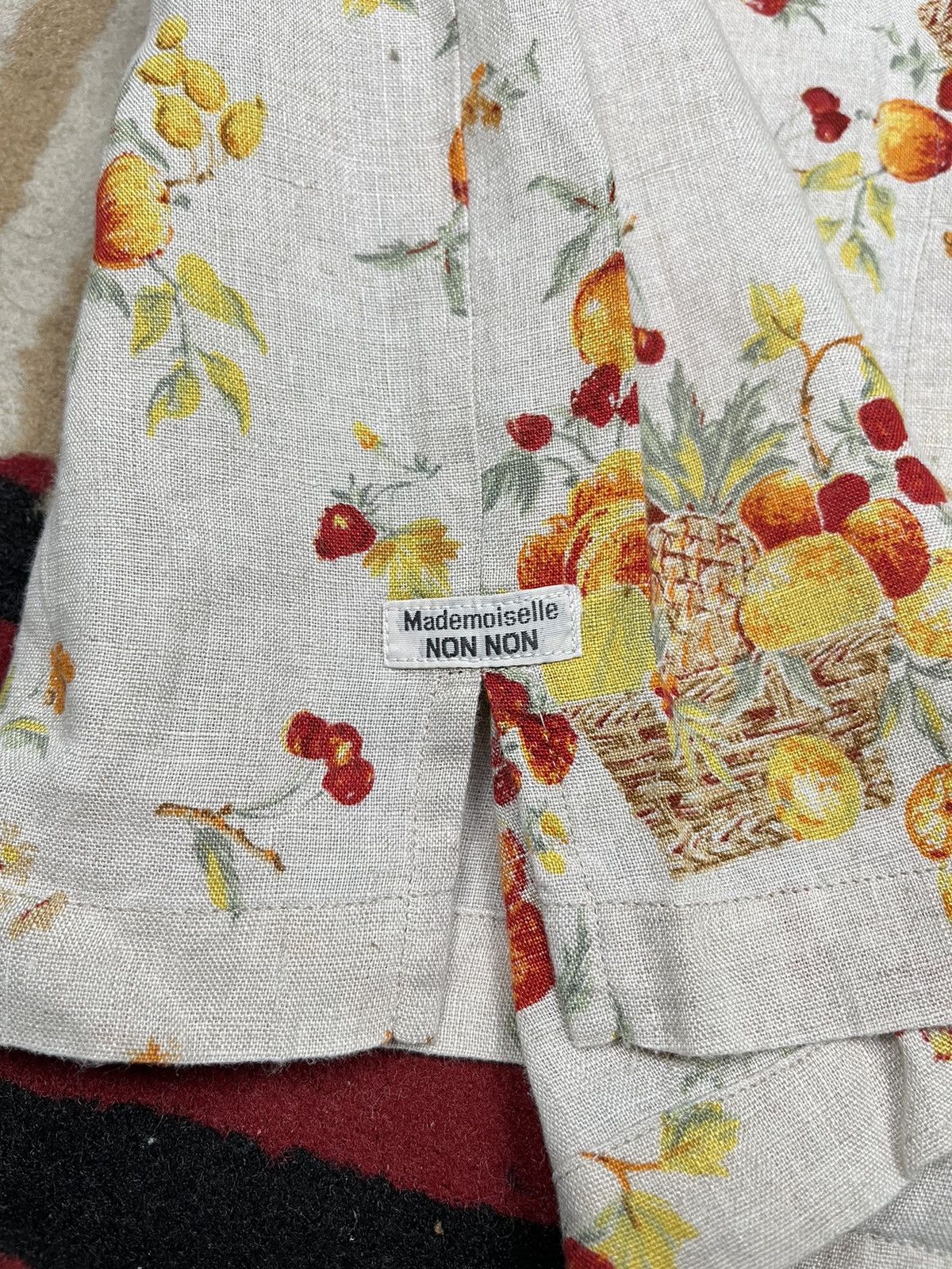 Mademoiselle Non Non Mademoiselle Non Non Fruit Print Shirt Size US S / EU 44-46 / 1 - 5 Thumbnail