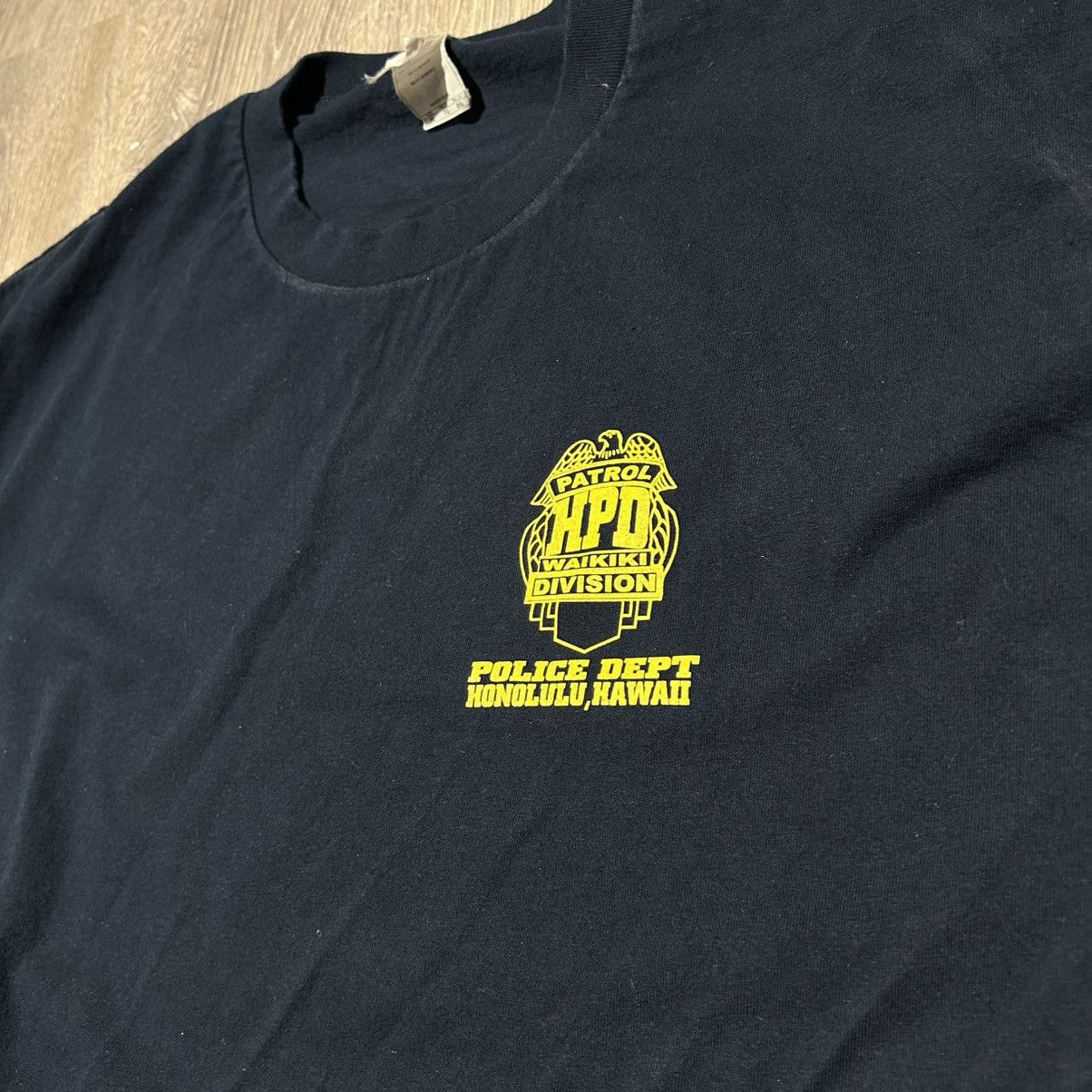 Vintage Hawaii Police Dept T-Shirt Size US XL / EU 56 / 4 - 2 Thumbnail