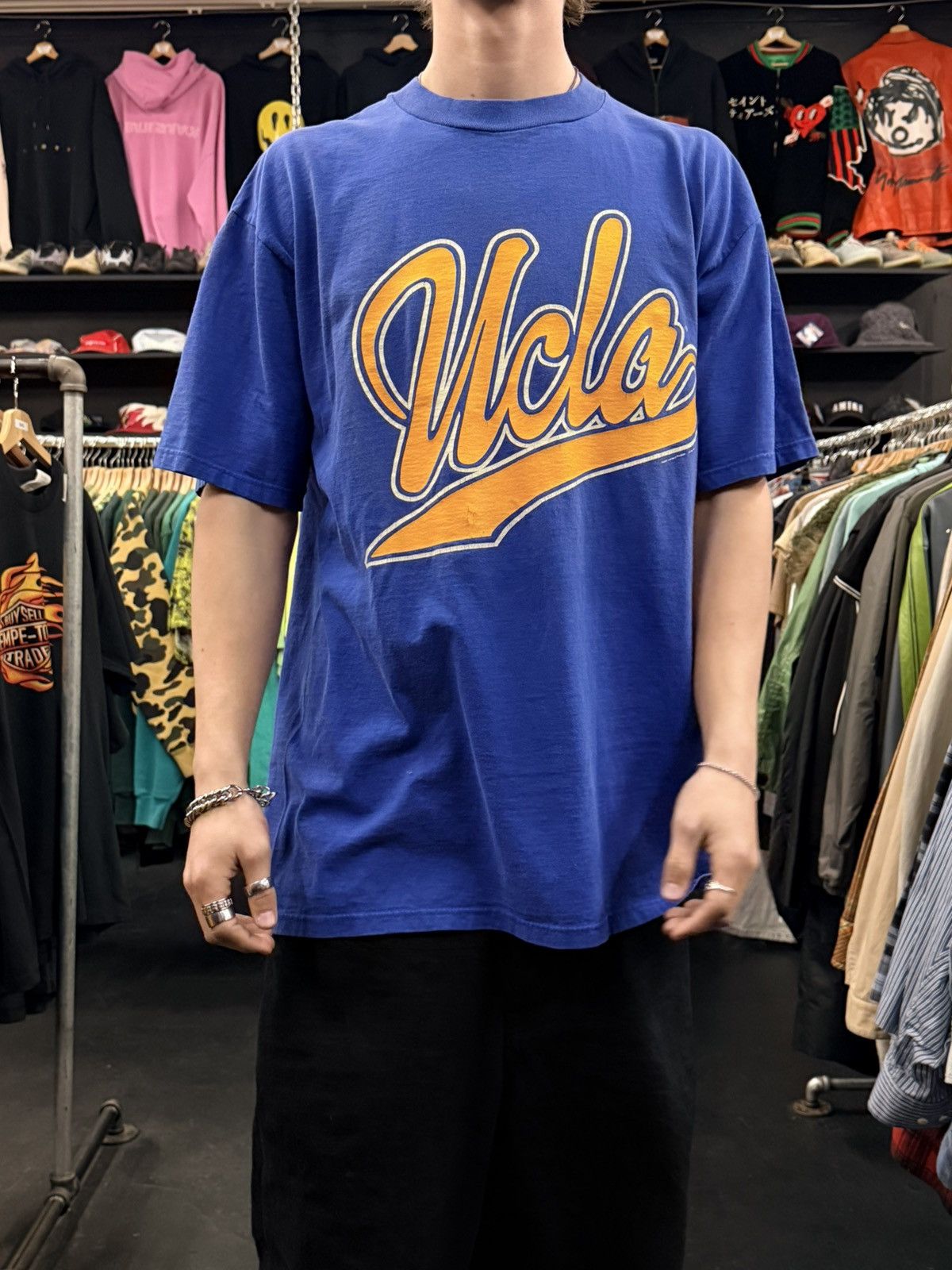 Vintage Vintage blue ucla tee Size US L / EU 52-54 / 3 - 1 Thumbnail