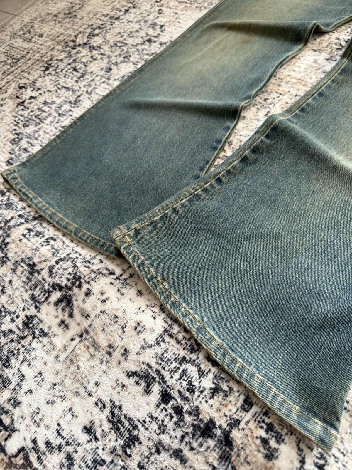 If Six Was Nine Livre Claire Japan Muddy Wash Studded Flared Jeans Size US 32 / EU 48 - 9 Thumbnail