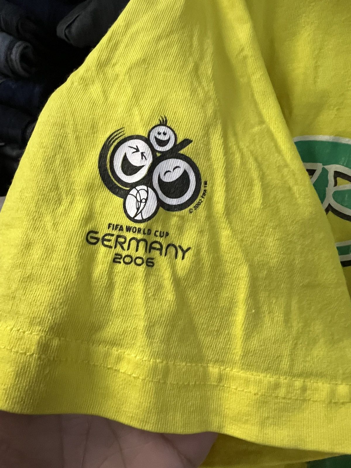 Vintage FIFA WORLD CUT GERMANY 2006 (BRASIL) Size US S / EU 44-46 / 1 - 4 Thumbnail
