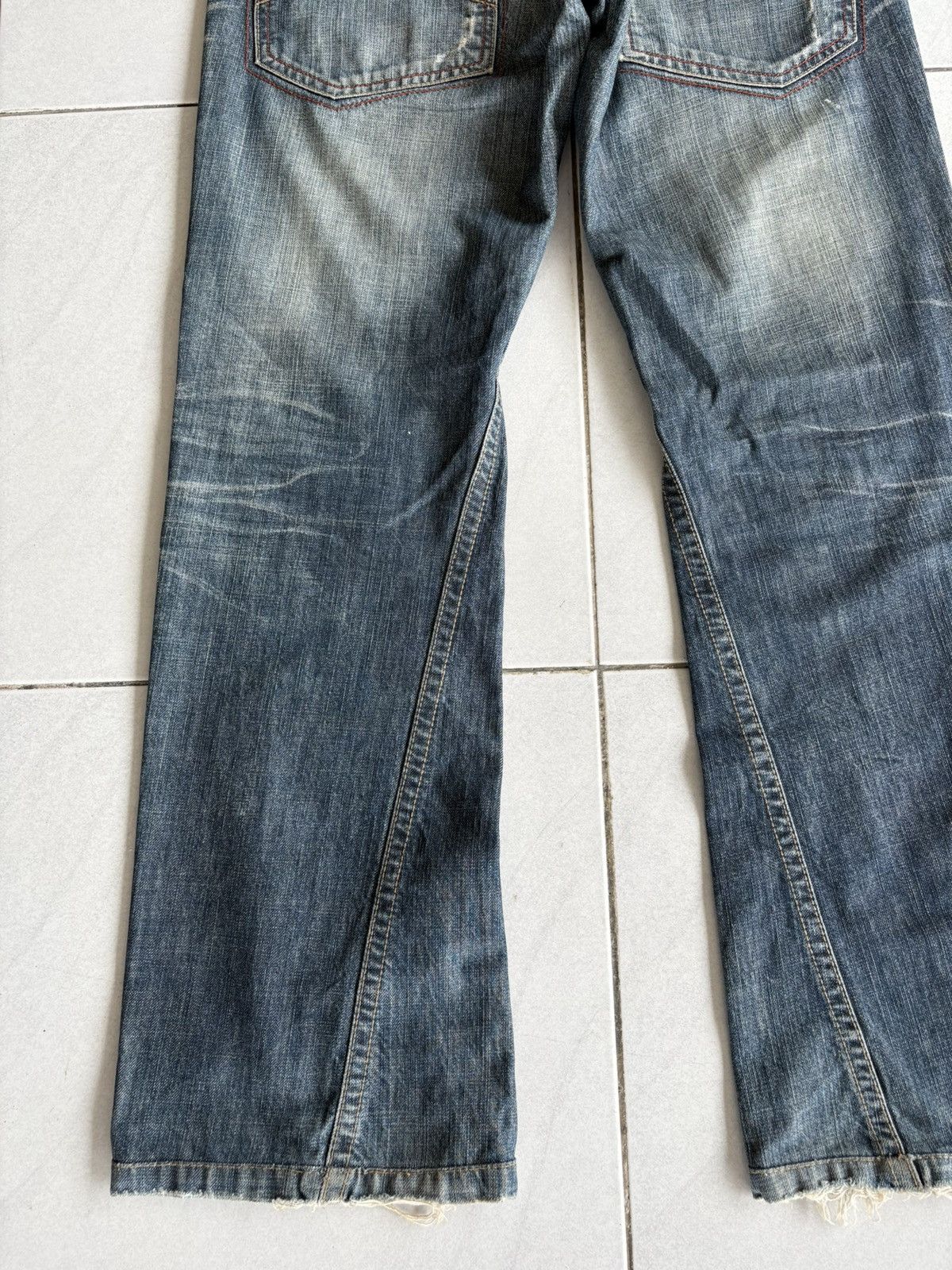 Vintage Korean Iloi Streetwear Low Flared Jeans Distressed Denim Size US 31 - 12 Thumbnail