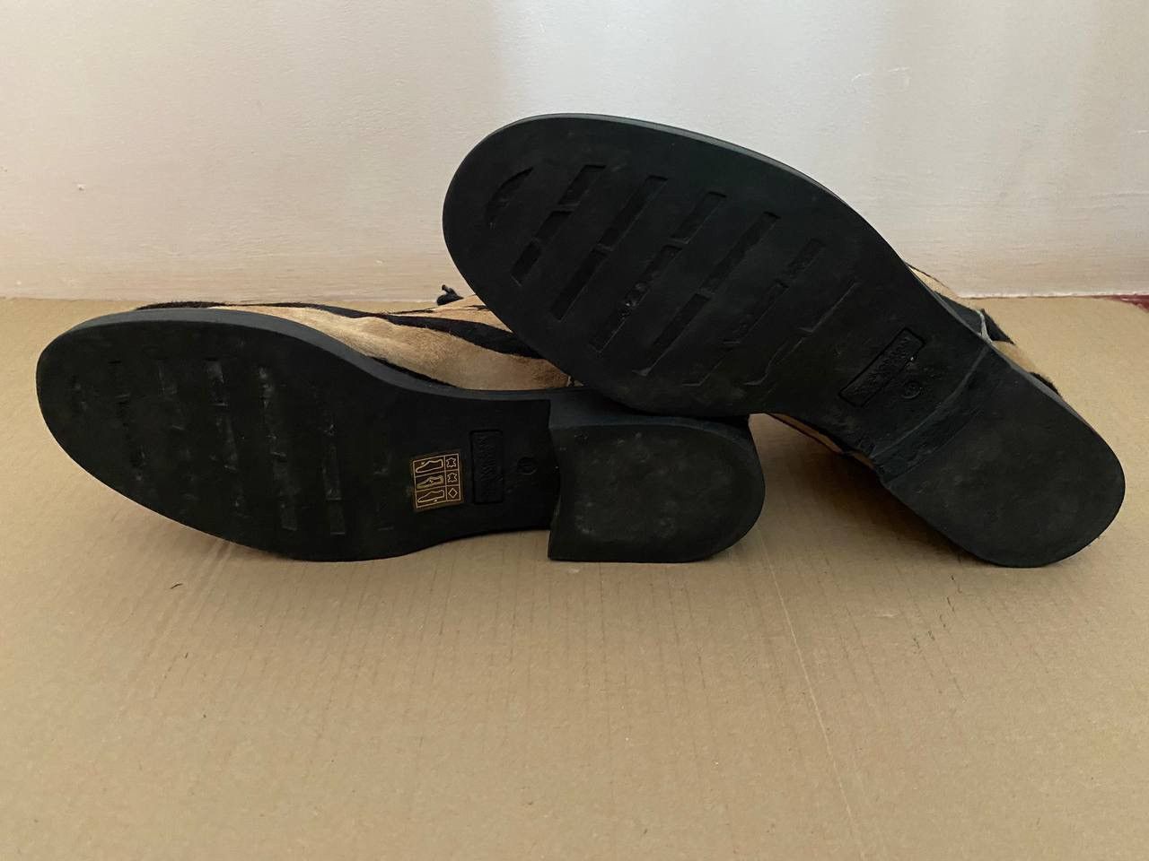 Designer 🦓Vintage Real Zebra Fur Made in Italy Louis Norman Rare! Size US 10 / IT 40 - 4 Thumbnail