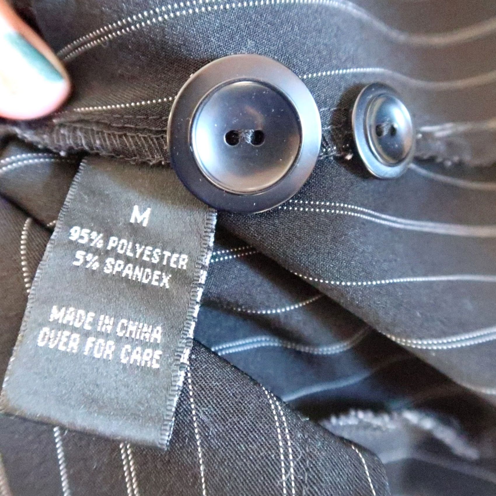 Vintage VINTAGE 90s A. Byer Black Pinstripe Blazer Jacket M Women Short Button Long Sleeve Fall Spring 90s Mens Womens Boys Girls Size M / US 6-8 / IT 42-44 - 6 Thumbnail