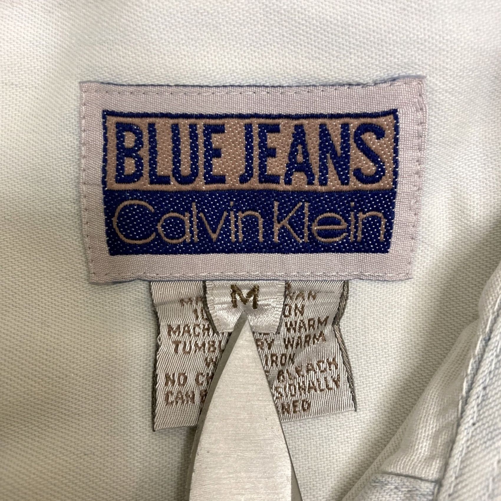 Vintage VINTAGE Calvin Klein Button-Up Shirt Denim Cotton Blue Jean M Men Long Sleeve Spread Collar Faded White/blue Size US M / EU 48-50 / 2 - 2 Thumbnail