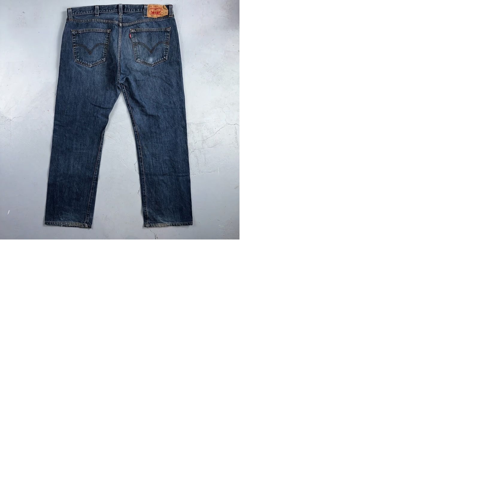 Levi's VINTAGE Levi's 501 Jeans Straight Levi's 501 Blue 40x32 90s Mens Regular Classic Mid Rise Button Closure Denim 40x31 501 Series Leather? Size US 40 / EU 56 - 11 Thumbnail