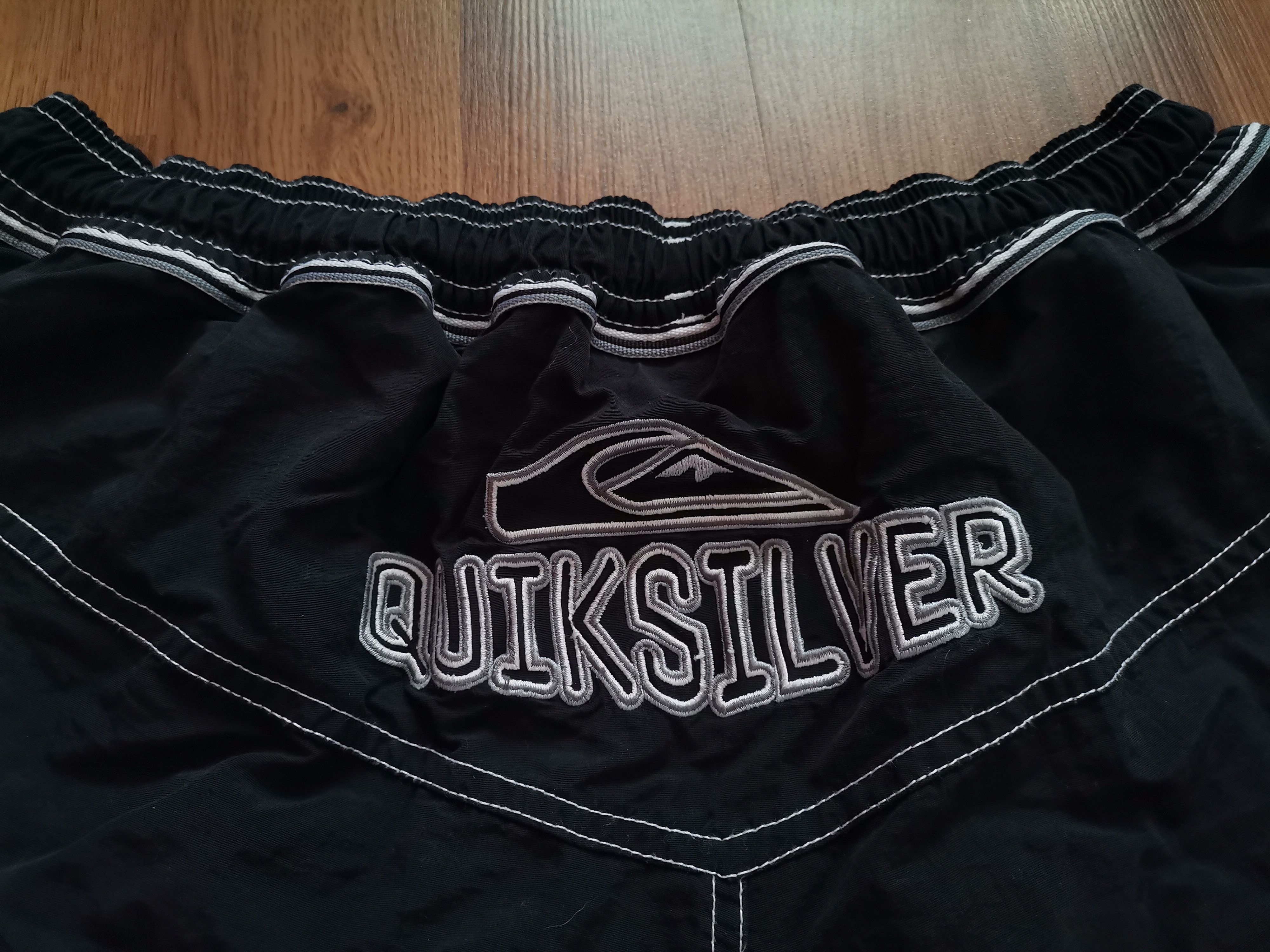 Quiksilver Vintage Quiksilver Shorts Size US 32 / EU 48 - 2 Thumbnail