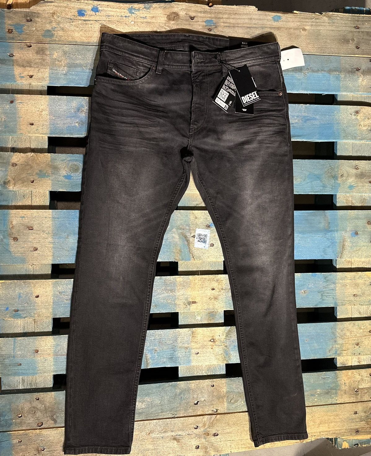 image of Diesel Jeans 34 in Black, Men's