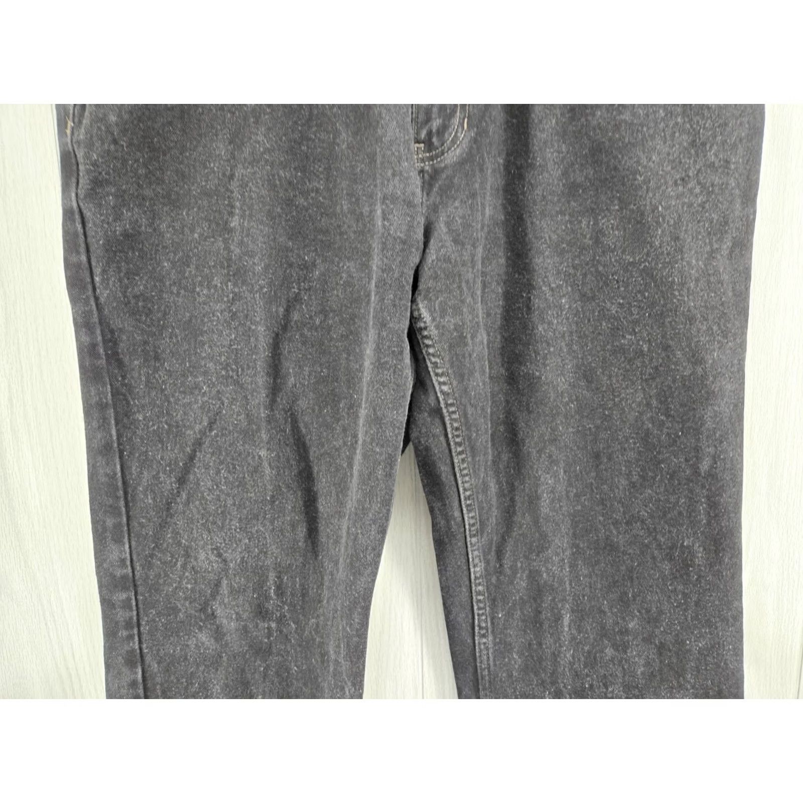 Tommy Hilfiger VINTAGE Tommy Hilfiger Jeans Men 36x32 Cotton Denim Straight Black Faded Logo Button Zip USA 90s Mens Size US 36 / EU 52 - 5 Thumbnail