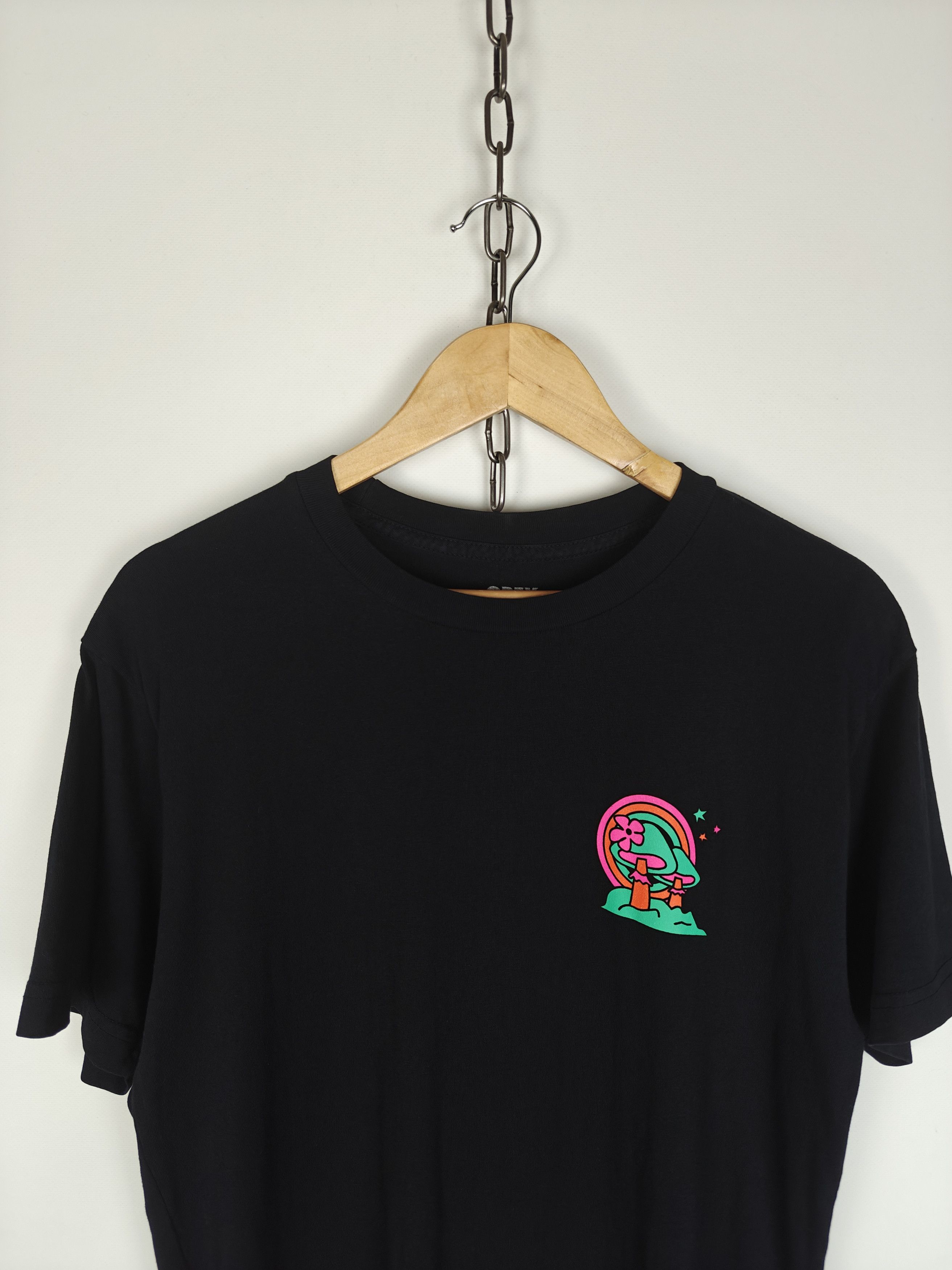 Obey OBEY T-Shirt Black Crewneck size M Size US M / EU 48-50 / 2 - 3 Thumbnail