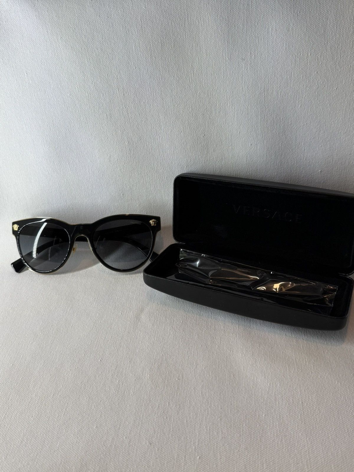 Versace Versace Sunglasses Polarized Size ONE SIZE - 1 Thumbnail