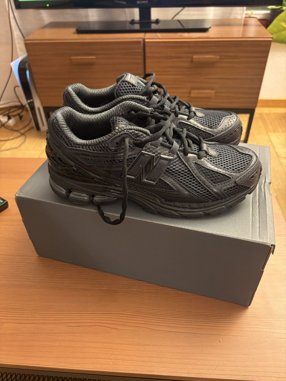 New Balance Comme des Garcons Homme New Balance 1906R Size Us 7 Size US 7 / EU 40 - 1 Thumbnail