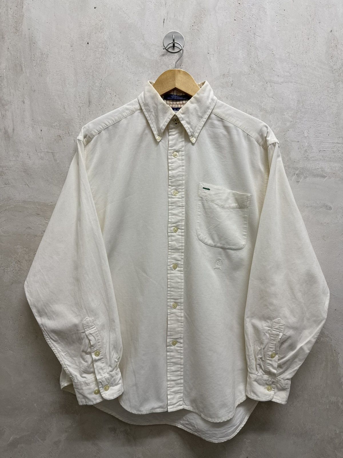 Tommy Hilfiger Vintage Tommy Hilfiger Corduroy Shirt Size US M / EU 48-50 / 2 - 1 Thumbnail
