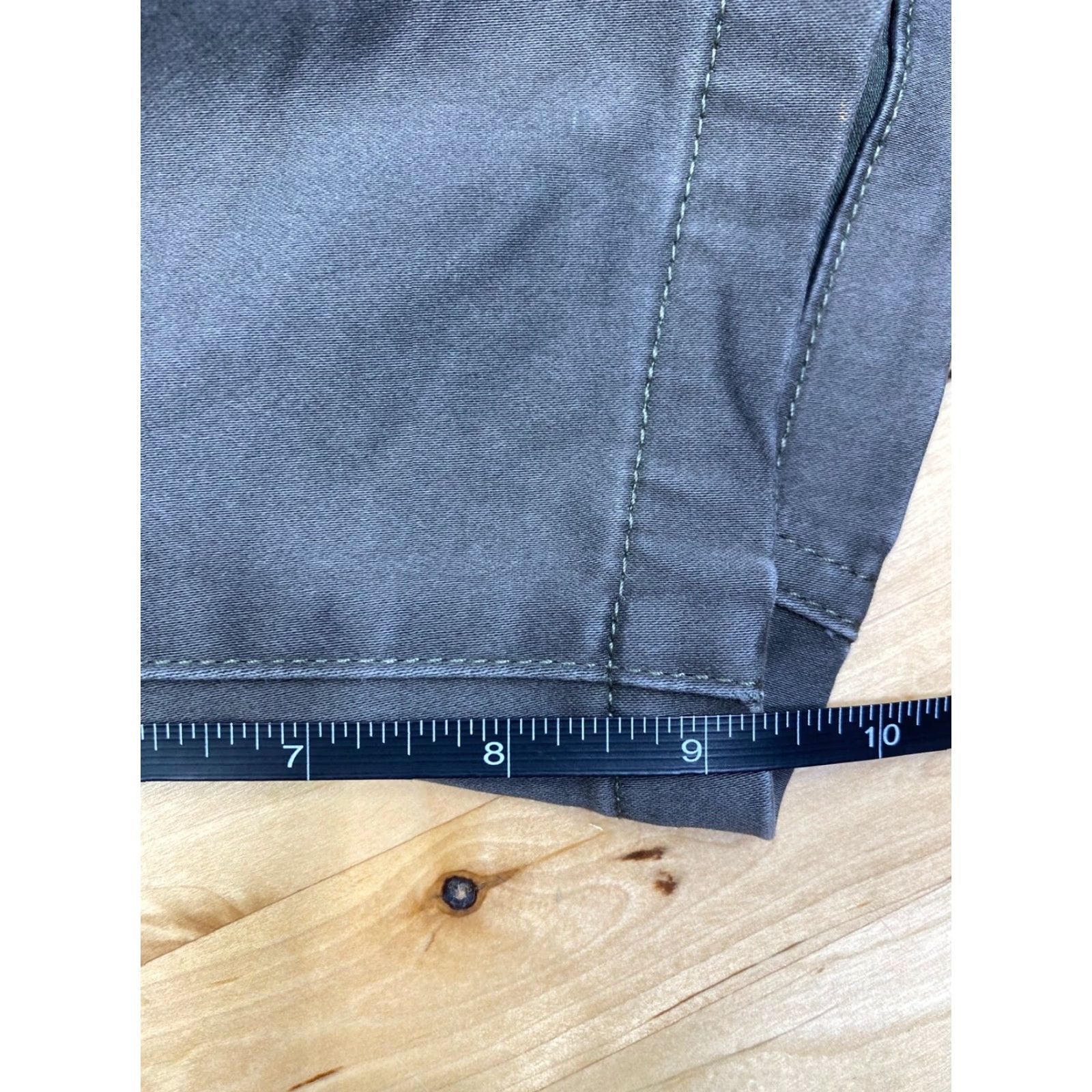Olive Women's 5.11 Tactical Shorts Stretch Pockets Size 6 Olive Green DISTRESS #2283 Size 28" / US 6 / IT 42 - 7 Thumbnail