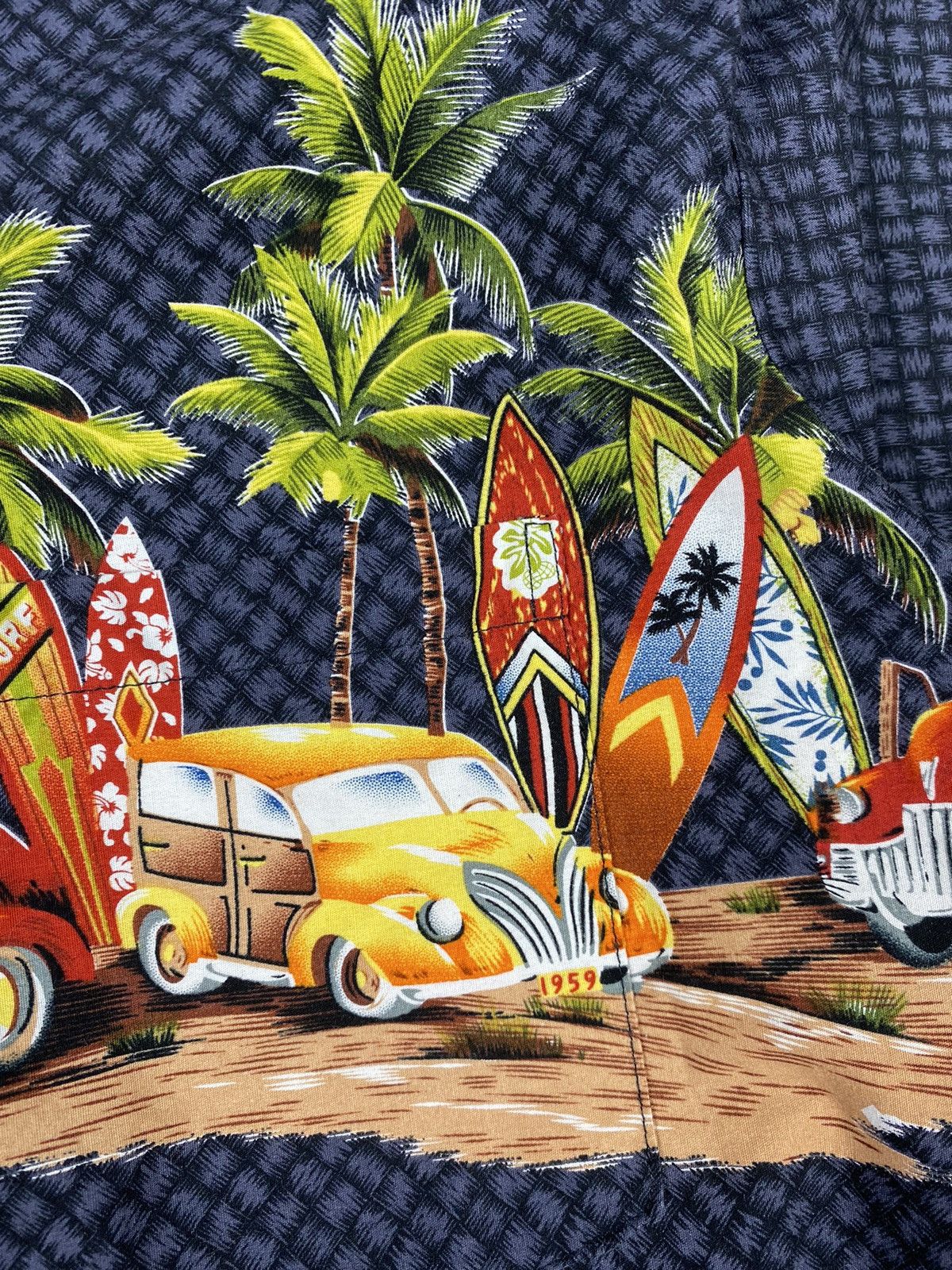 Vintage Vintage Boston Hawaii Crazy Shirt Button Up Size L Size US L / EU 52-54 / 3 - 8 Thumbnail