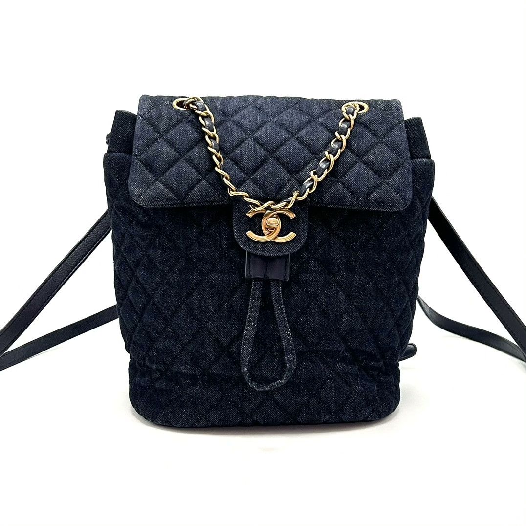 Chanel Pre-loved Bag Very good condition Size ONE SIZE - 1 Thumbnail
