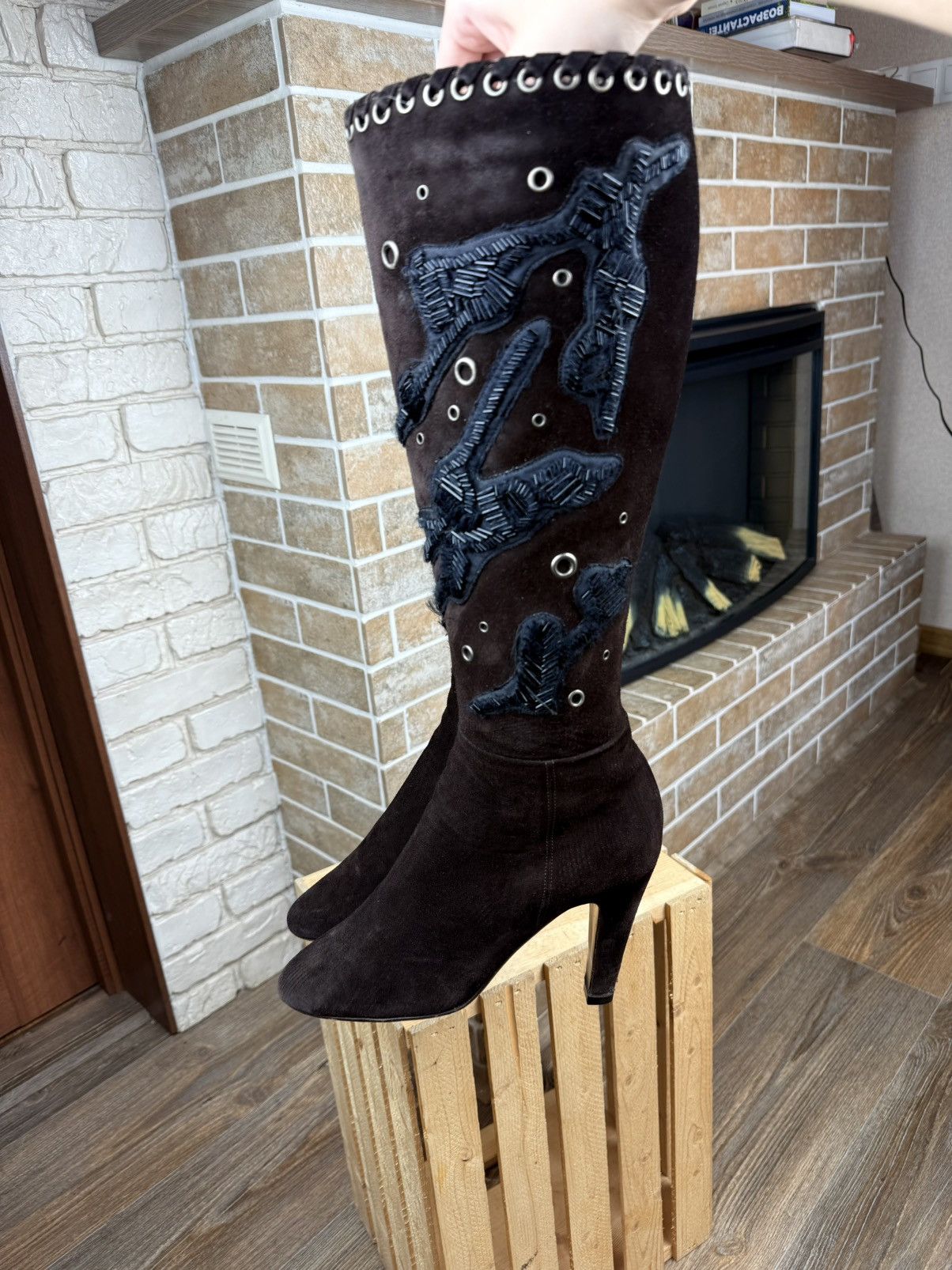 Prada × Vintage Prada Brown Suede Beads Knee High Heels Boots Size US 9 / IT 39 - 6 Thumbnail