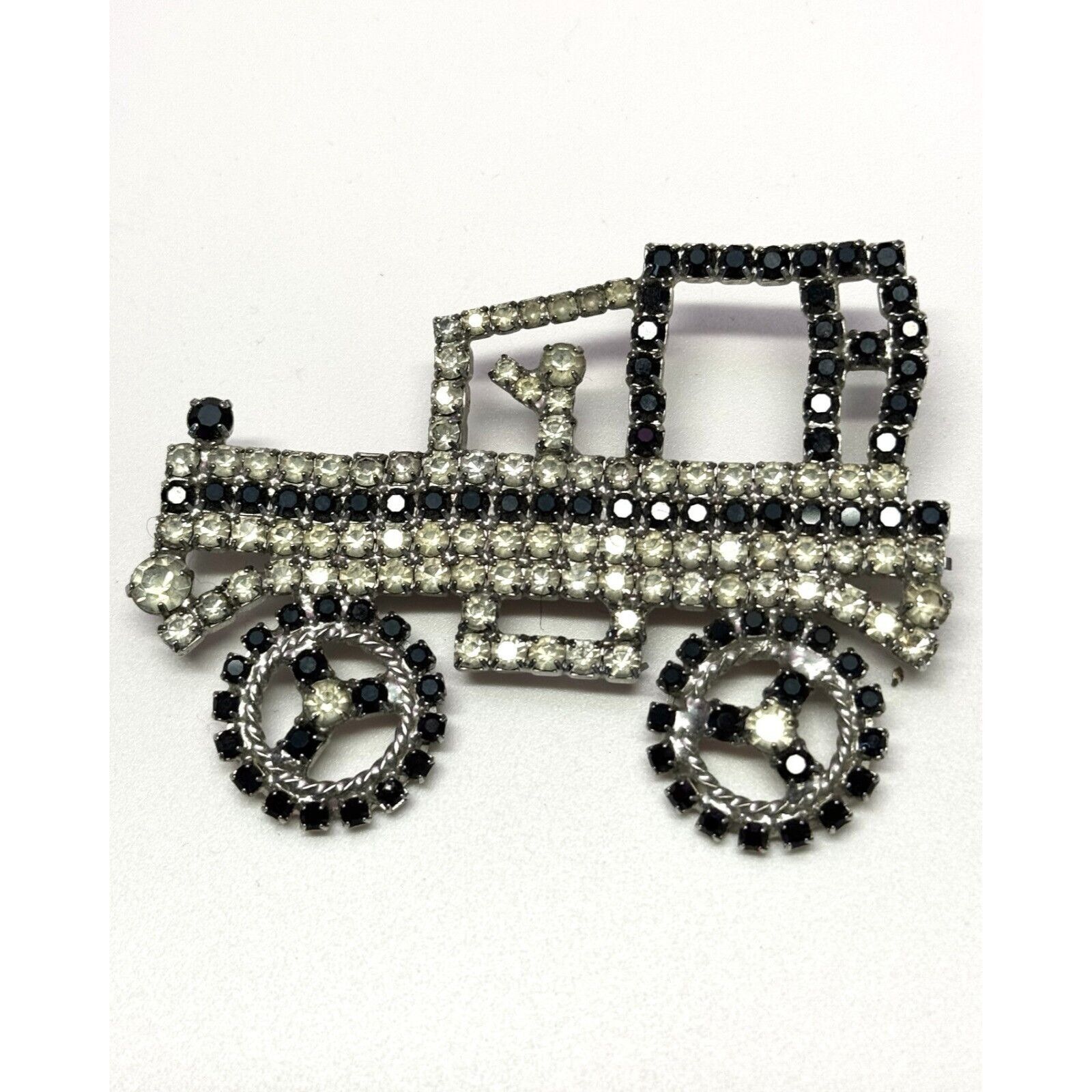 Vintage Vintage black and white rhinestone large motorcar car brooch Size ONE SIZE - 3 Thumbnail