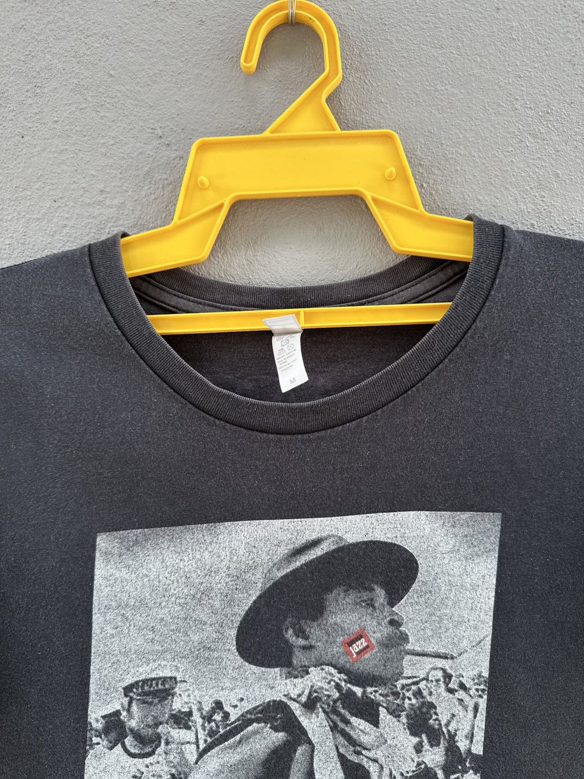 Band Tees Thrashed Vintage Jazz Keep My Mind Off The Clouds Of Reality Size US M / EU 48-50 / 2 - 4 Thumbnail