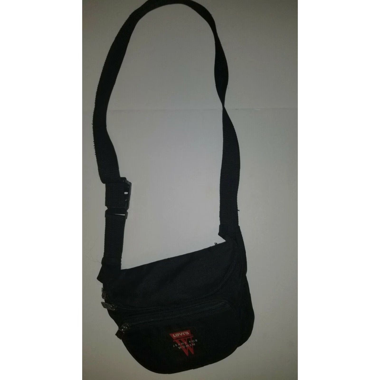 Levi's VINTAGE Levi's Women's Small Black Adjustable Logo Fanny Pack Belt Bag Size ONE SIZE - 2 Thumbnail