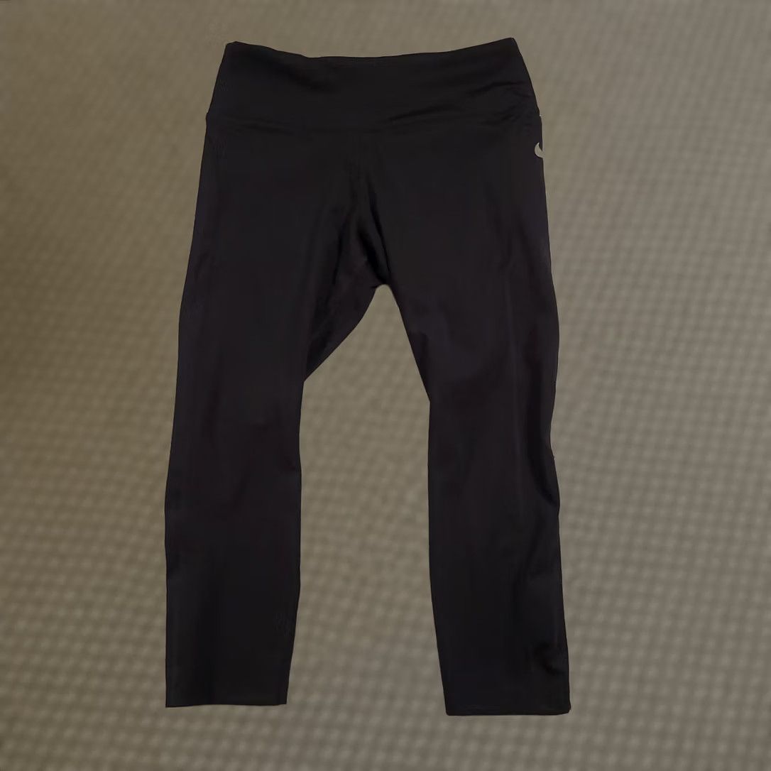 Nike Nike Dri-Fit Capri Leggings Women's Medium Black Running Zip Pocket Drawstring Pants Size 32" / US 10 / IT 46 - 1 Thumbnail