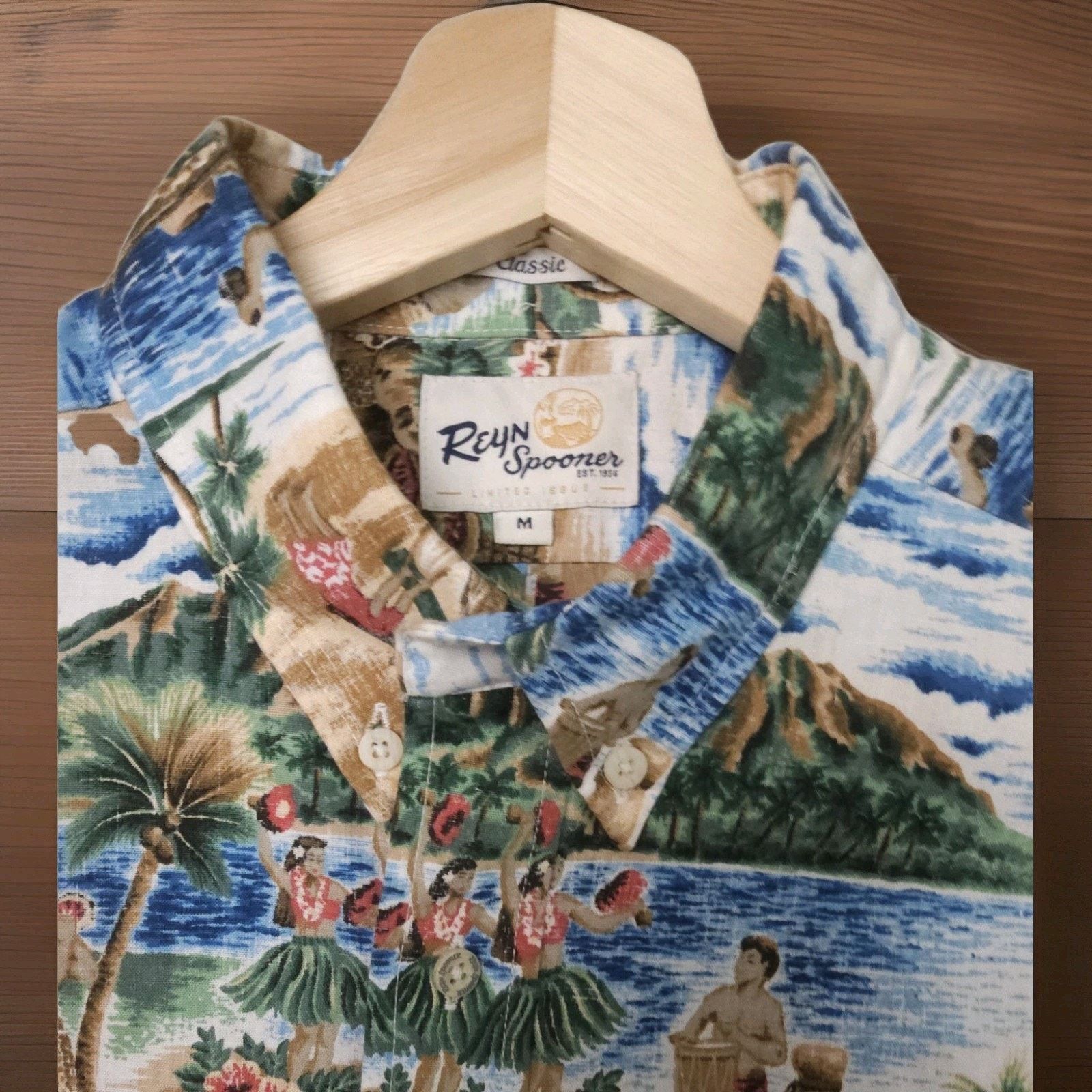 Reyn Spooner Reyn Spooner Hawaiian Ohana Luau Shirt Aloha Button Up M Size US M / EU 48-50 / 2 - 6 Thumbnail