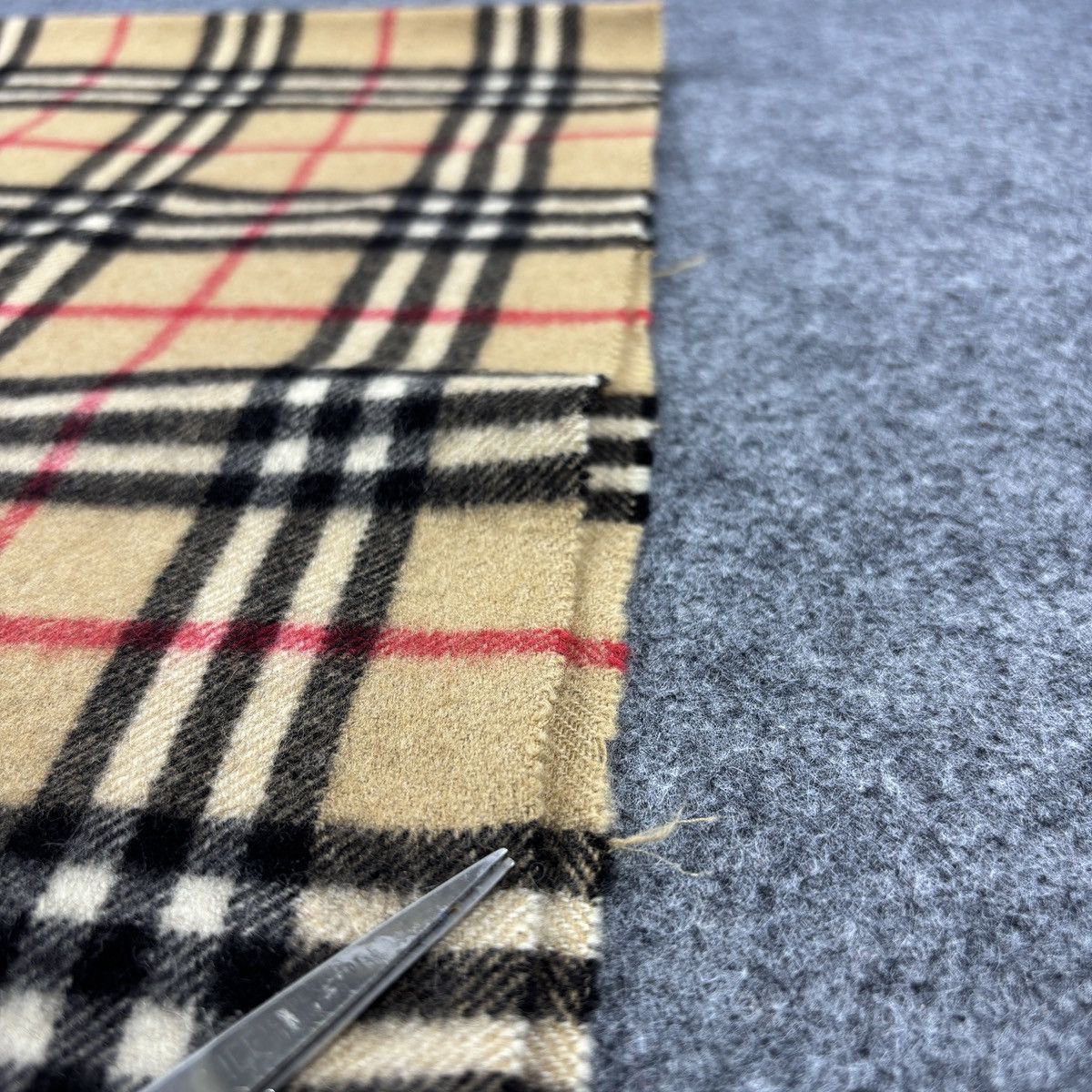 Burberry × Vintage Burberrys Scarf # D787 # Muffler # Neckwear # Nova Check Size ONE SIZE - 5 Thumbnail