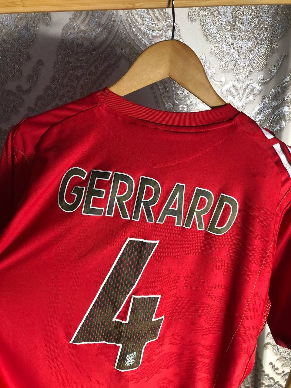 Umbro VINTAGE UMBRO ENGLAND RETRO SOCCER JERSEY LIVERPOOL Y2K 90s Size US XL / EU 56 / 4 - 9 Thumbnail