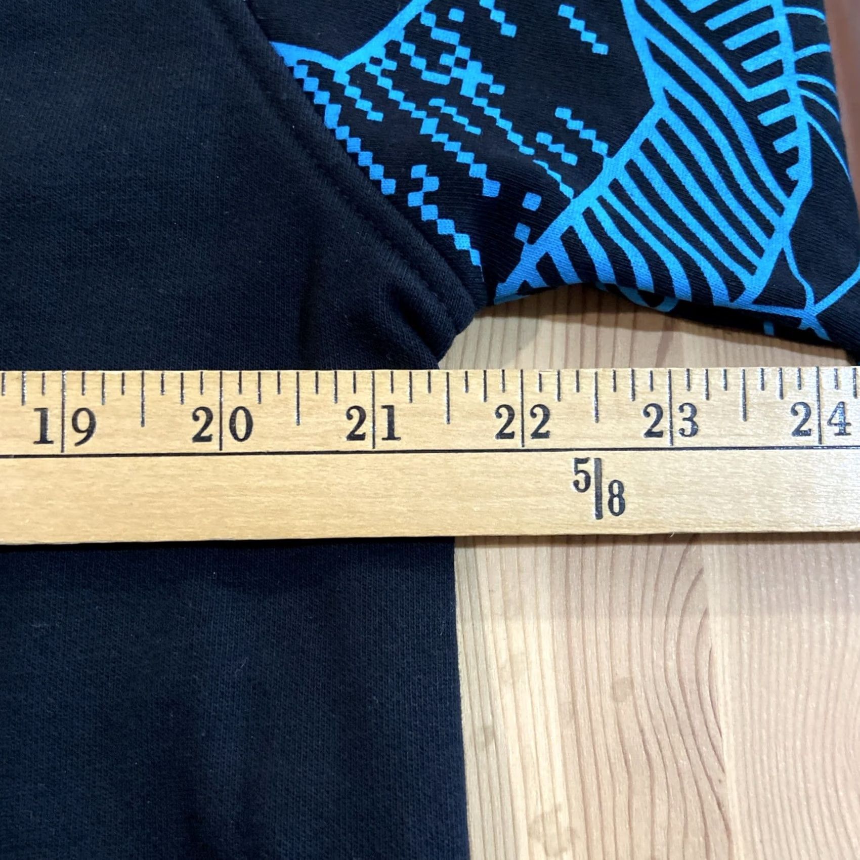 Vintage PAX Hoodie Full Zip Sweatshirt Jacket 2004-2024 Penny Arcade Expo So L Black Cotton Polyester Fleece Graphic Print Pockets Zipper Men Long Sleeve Size US L / EU 52-54 / 3 - 5 Thumbnail