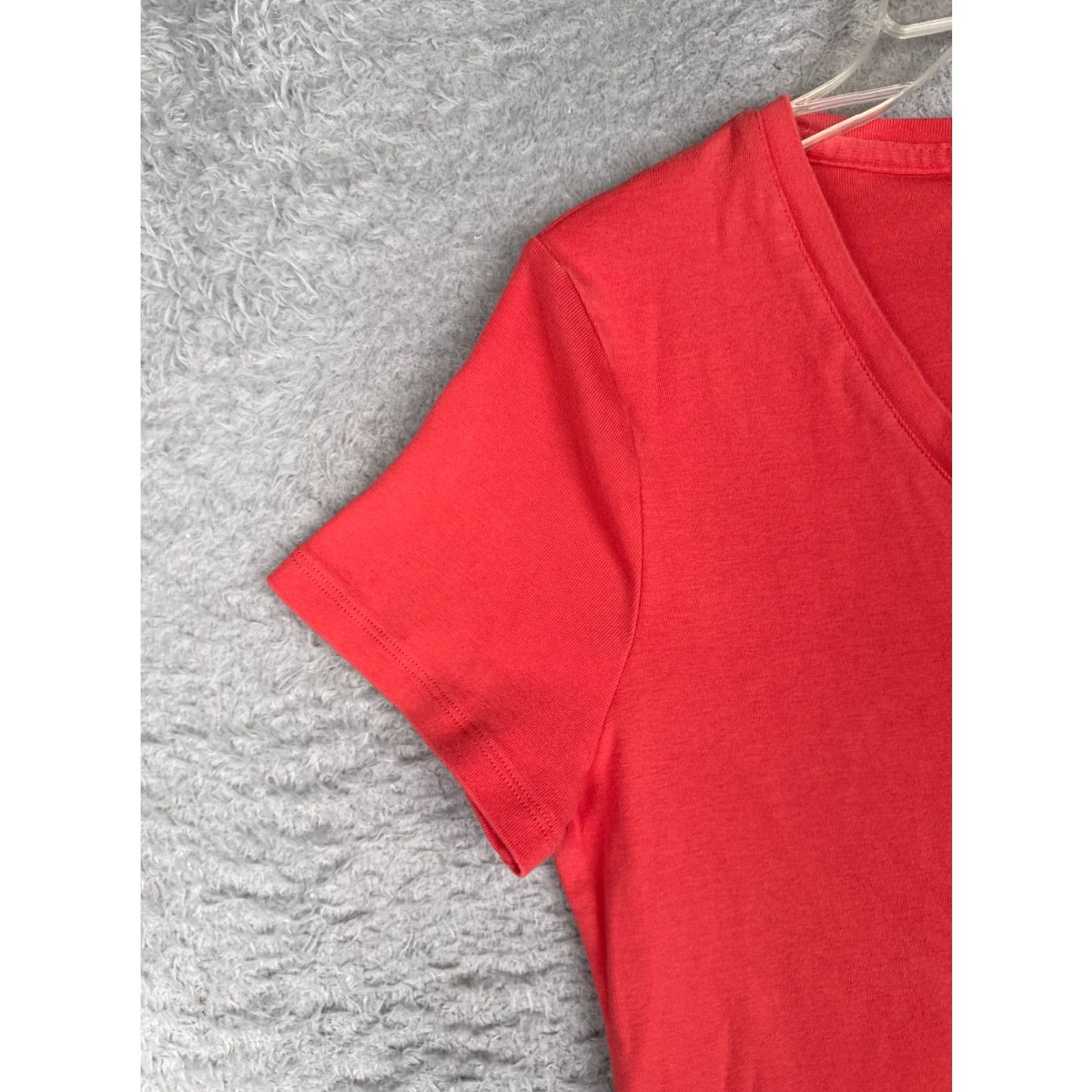 Tommy Hilfiger Tommy Hilfiger Shirt Women Large Pink V-Neck Short Sleeve 100% Cotton Size L / US 10 / IT 46 - 3 Thumbnail
