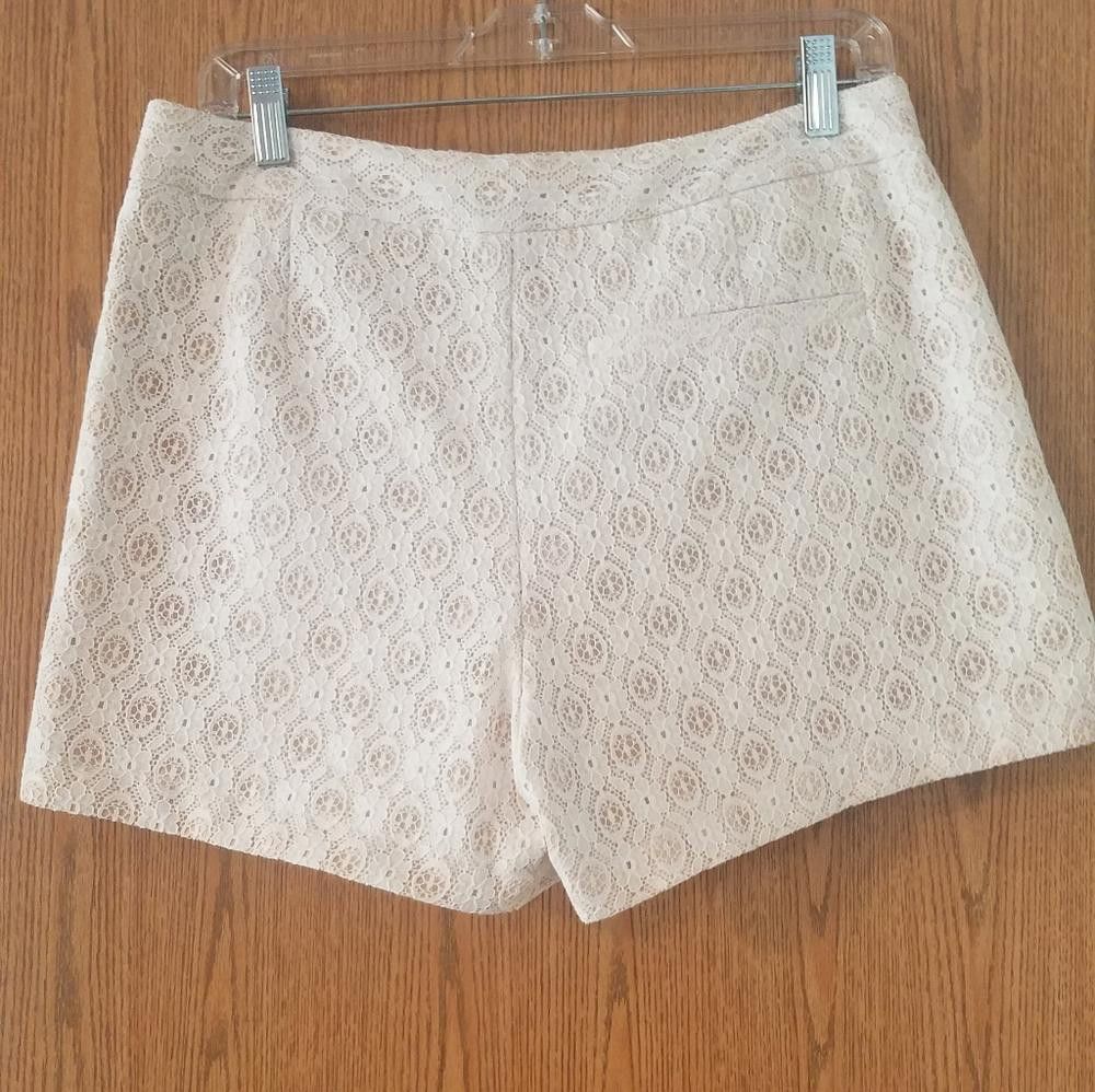 Designer NWT Lauren Conrad Lace Shorts Size 8 Size 30" / US 8 / IT 44 - 2 Thumbnail