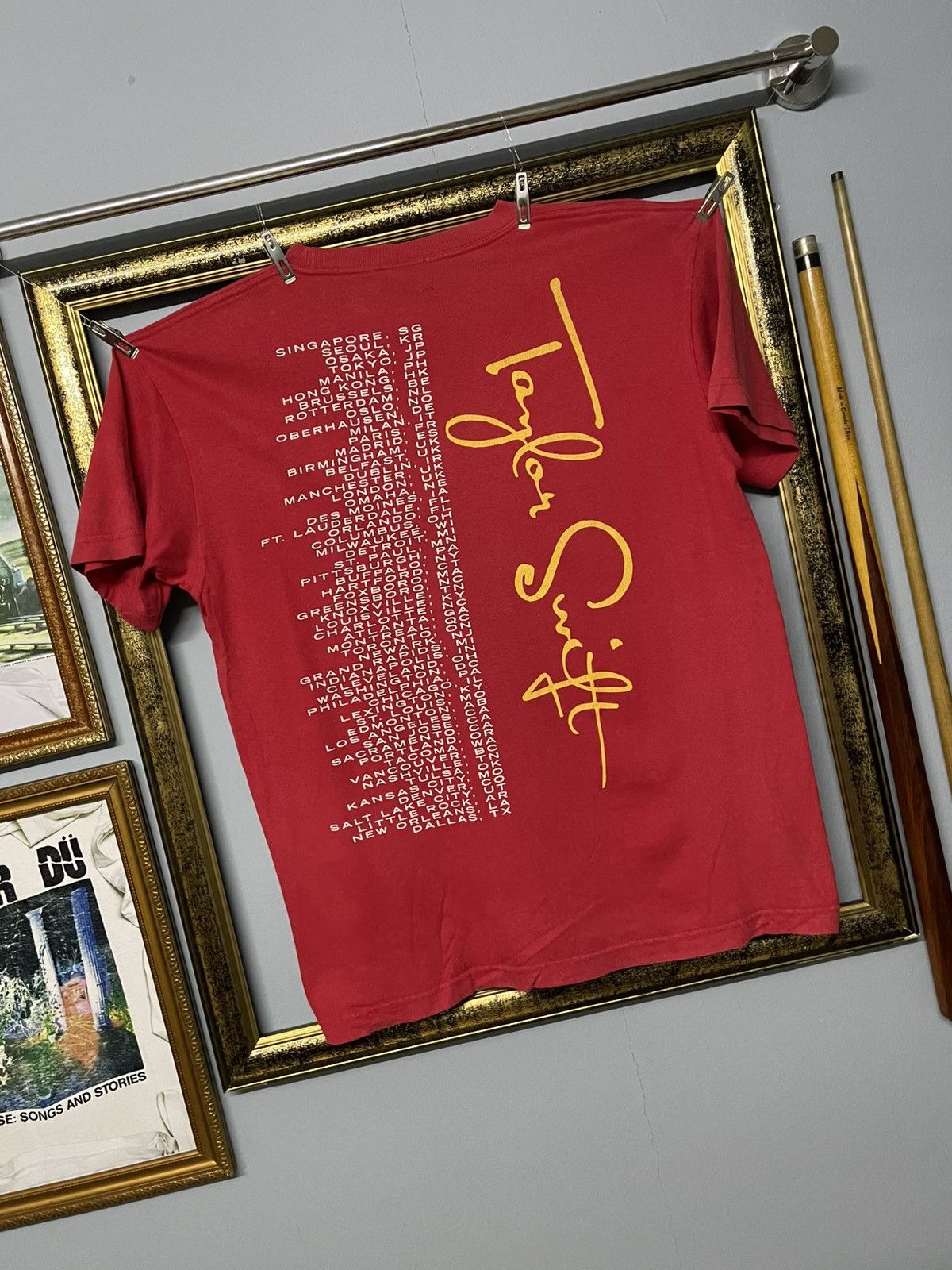 Vintage Vintage Orignal Taylor Swift Speak Now Tour Distressed Tee Size US M / EU 48-50 / 2 - 11 Thumbnail