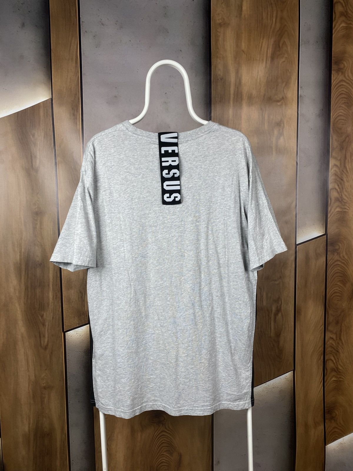 Versace 🌺T-Shirt Versus Versace Striped Tee🌺 Size US XL / EU 56 / 4 - 1 Thumbnail